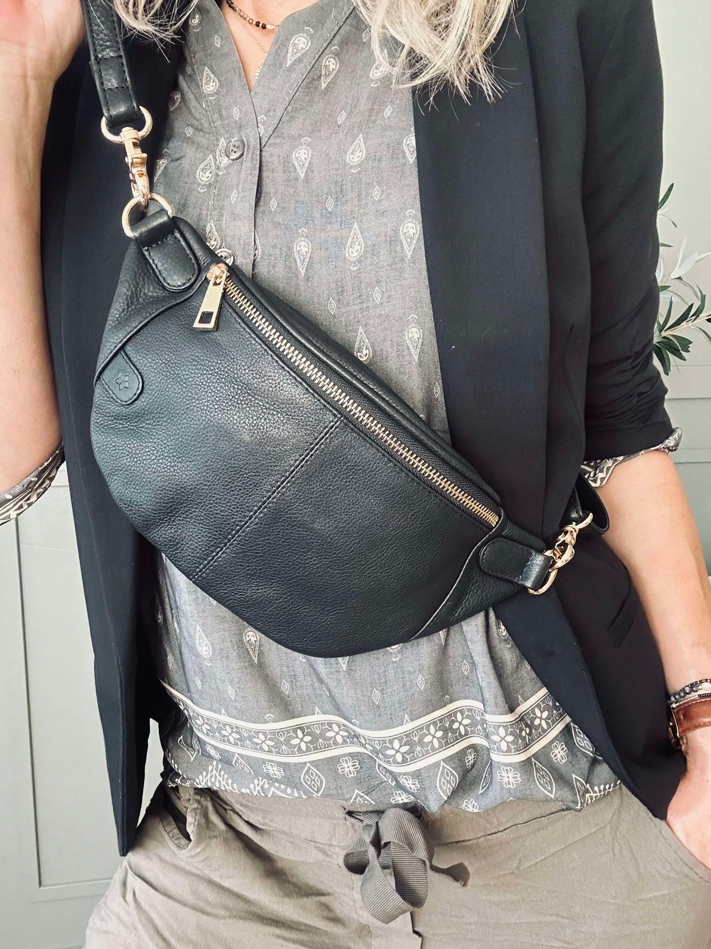 Bumbag Molly - Svart / gull