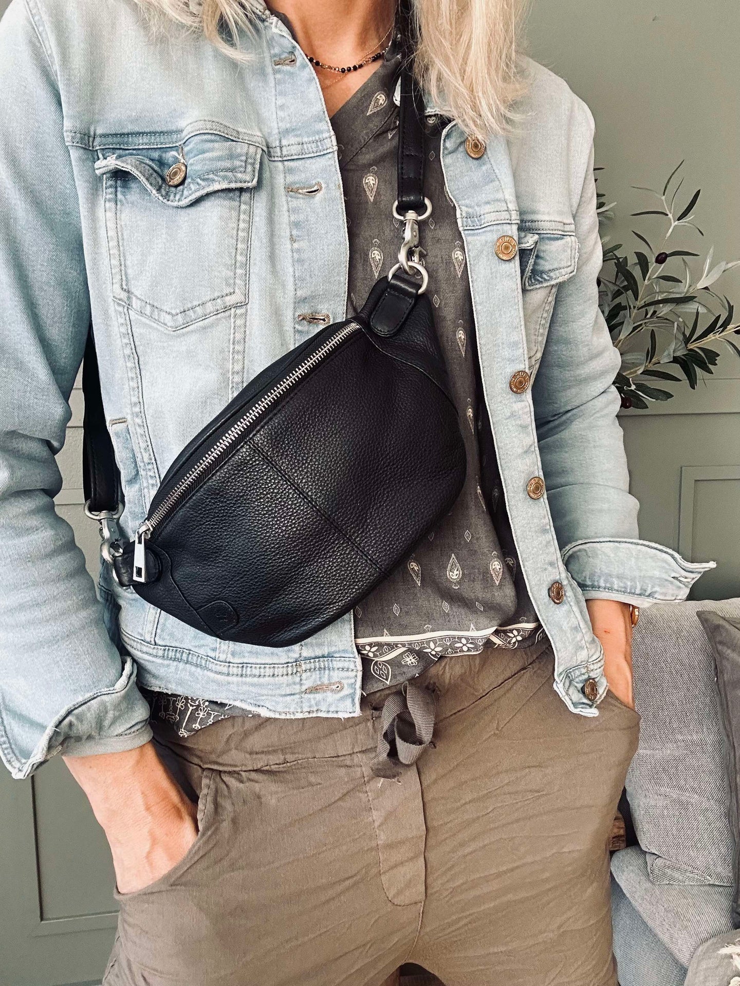 Bumbag Molly - Svart / sølv
