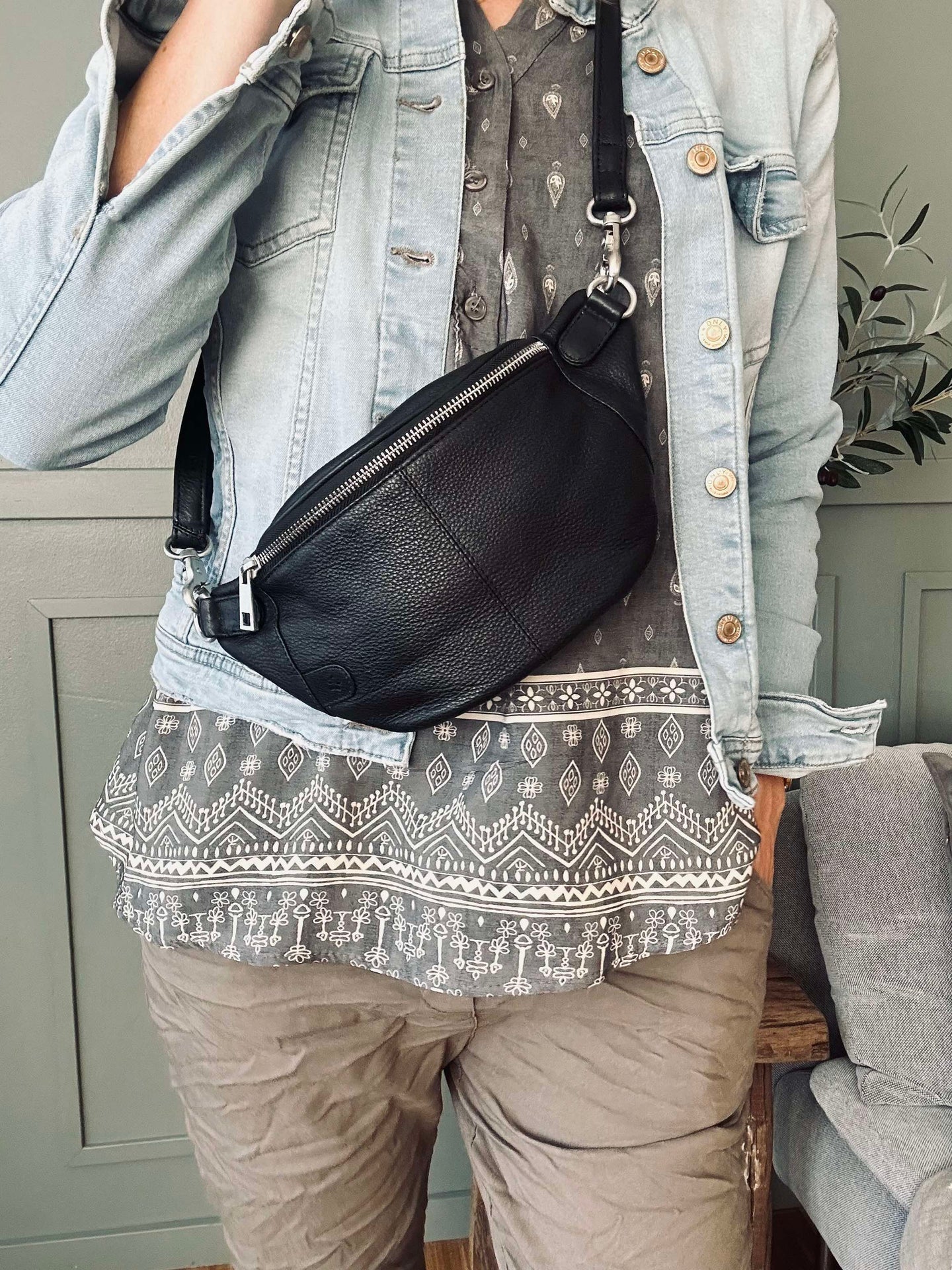 Bumbag Molly - Svart / sølv