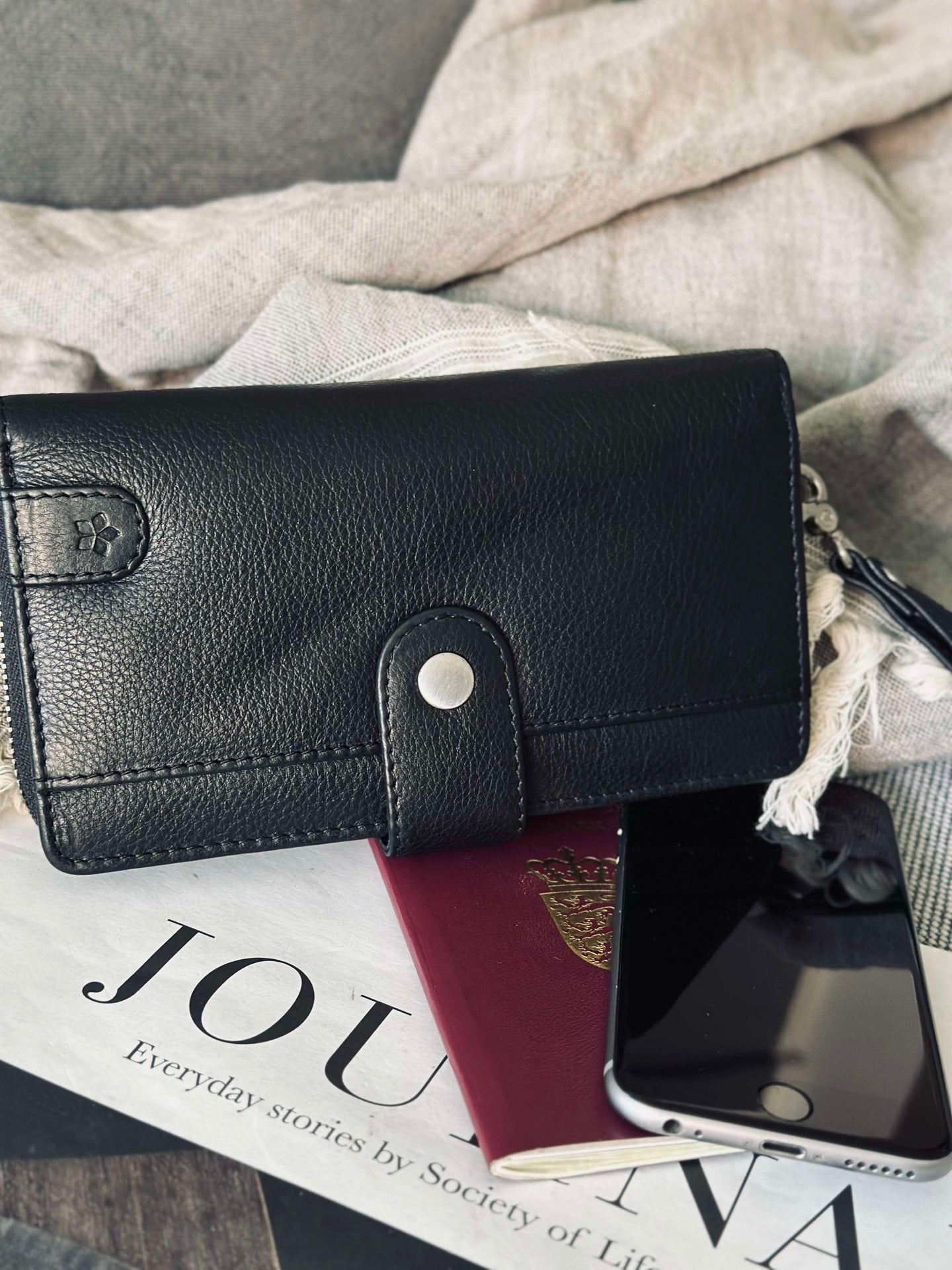 Clutch Posh – Svart / Sølv