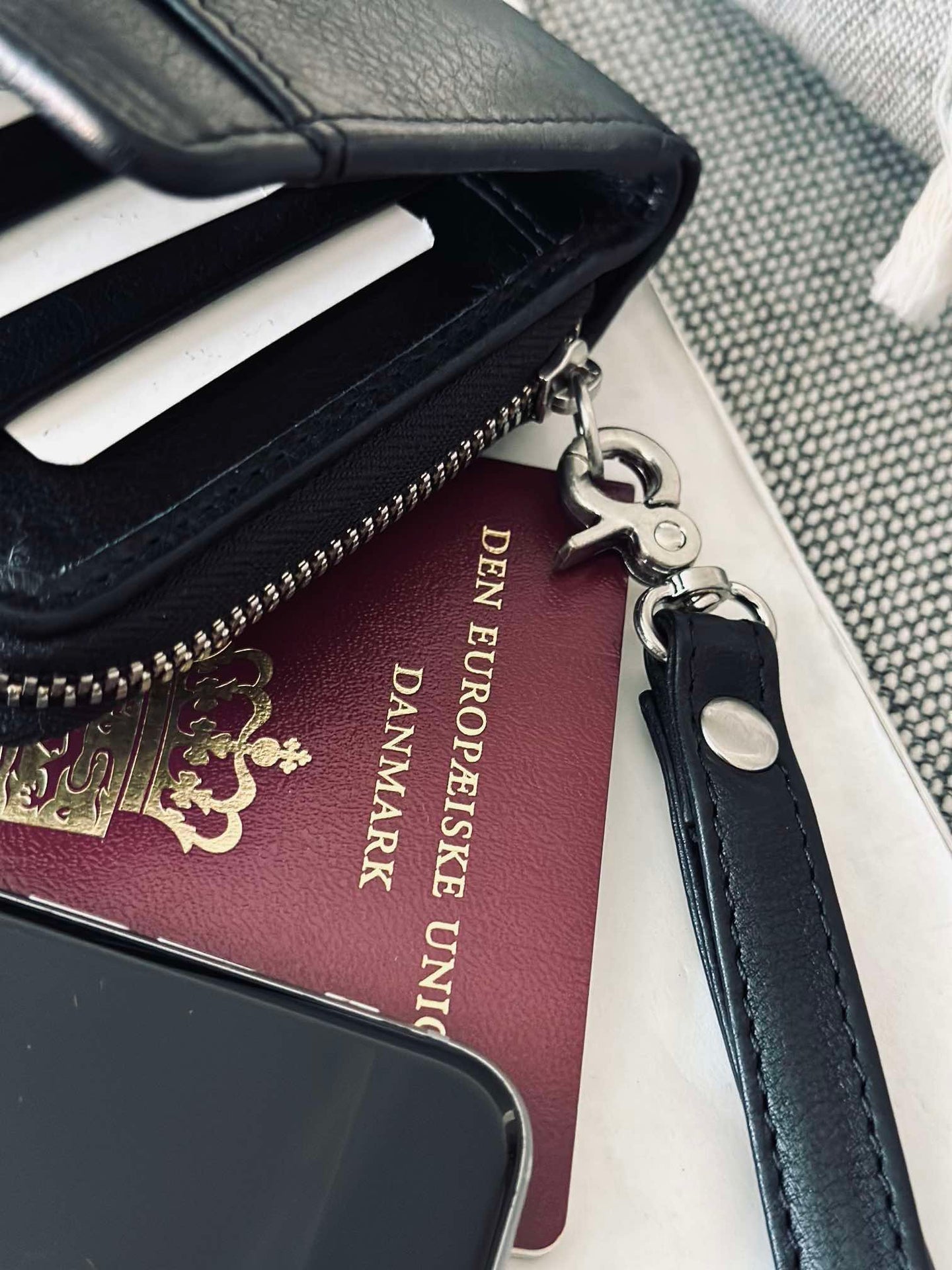 Clutch Posh – Svart / Sølv