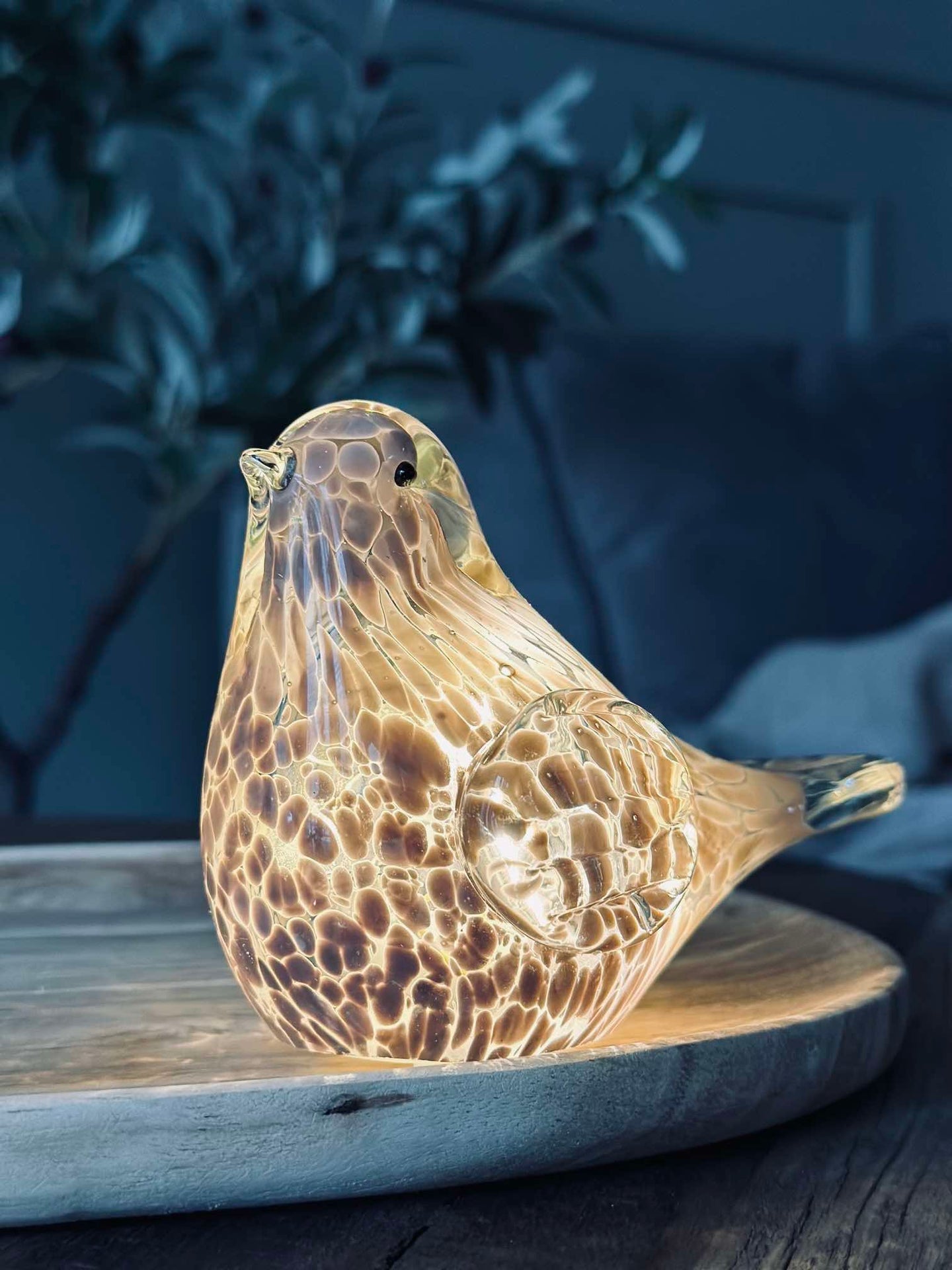 LED-fugl i munnblåst glass - Old Rose
