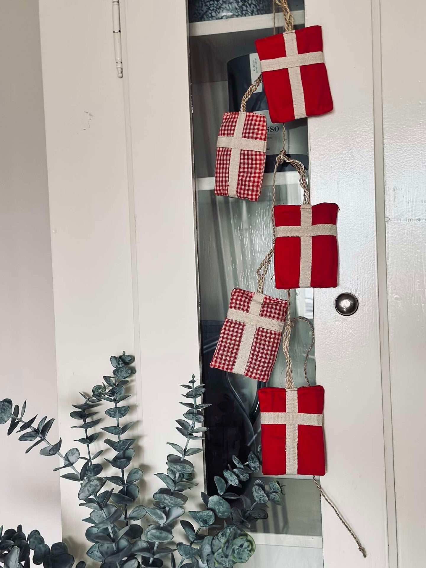 Guirlande med 5 flag