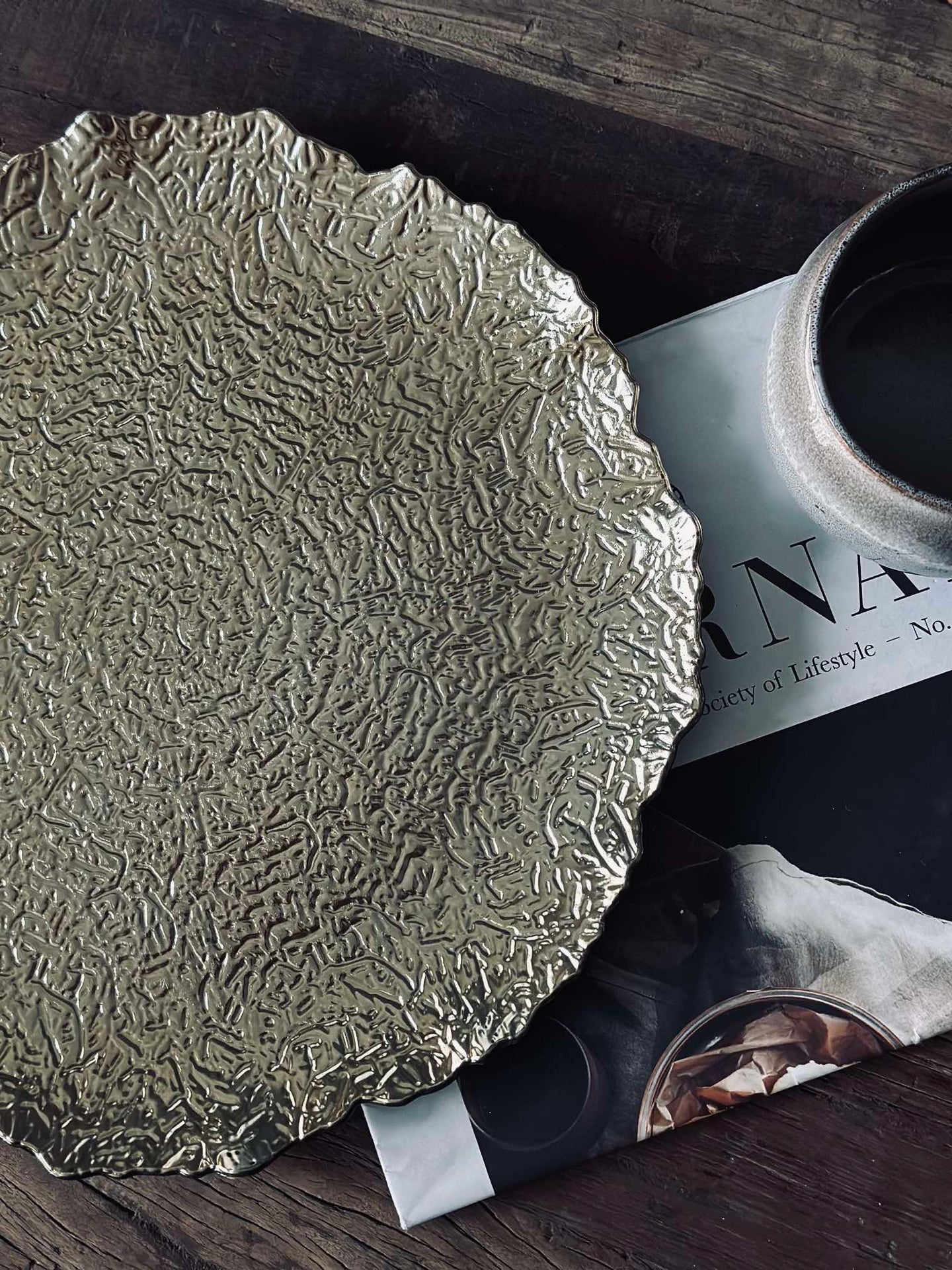 Fat / dekketallerken - Gull