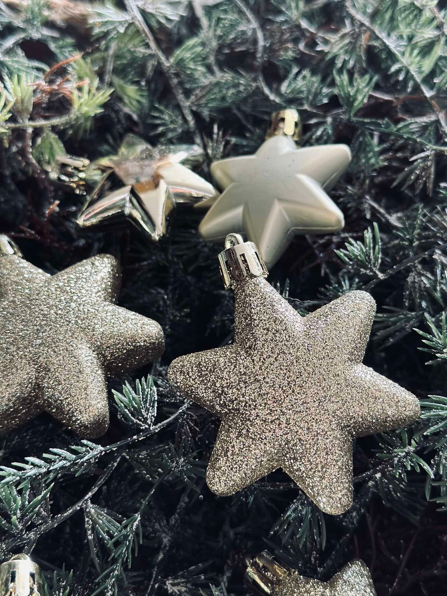 Julekuler med stjerner - Sett med 16 stk