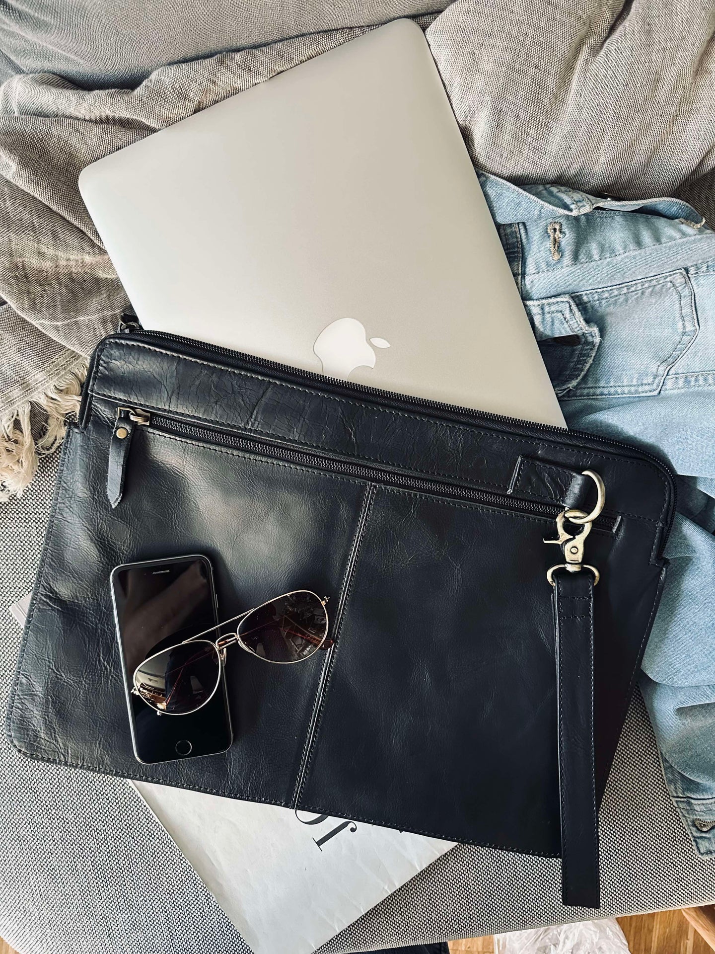 Laptop sleeve - Svart bøffellær