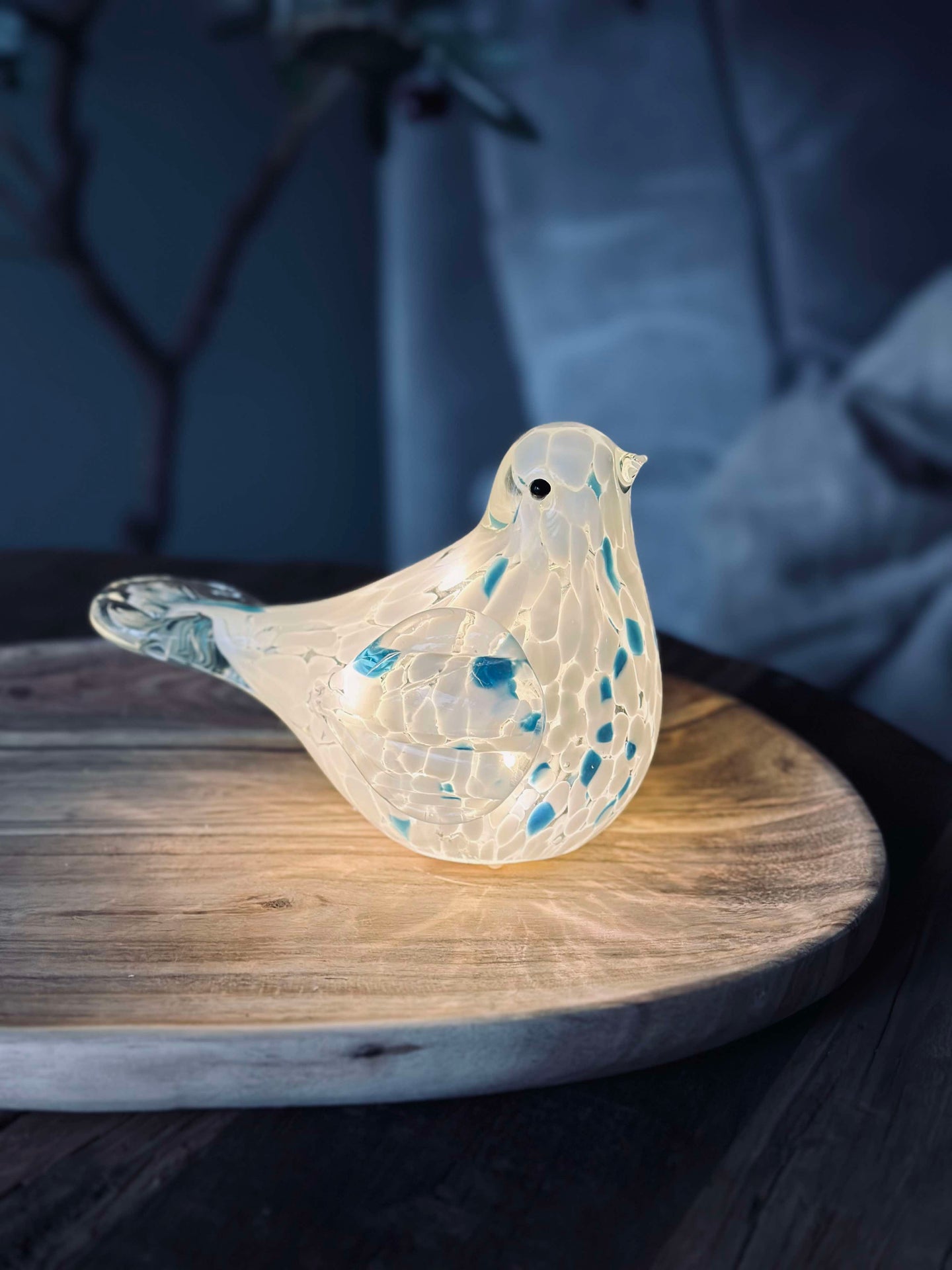 LED Fugl i munnblåst glass - Hvit