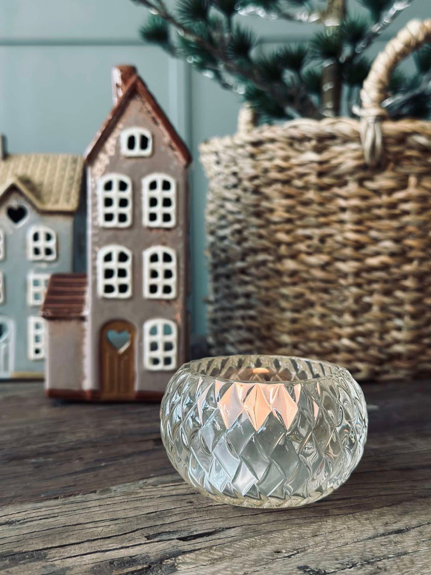 Lysestake til telys Diamond - White