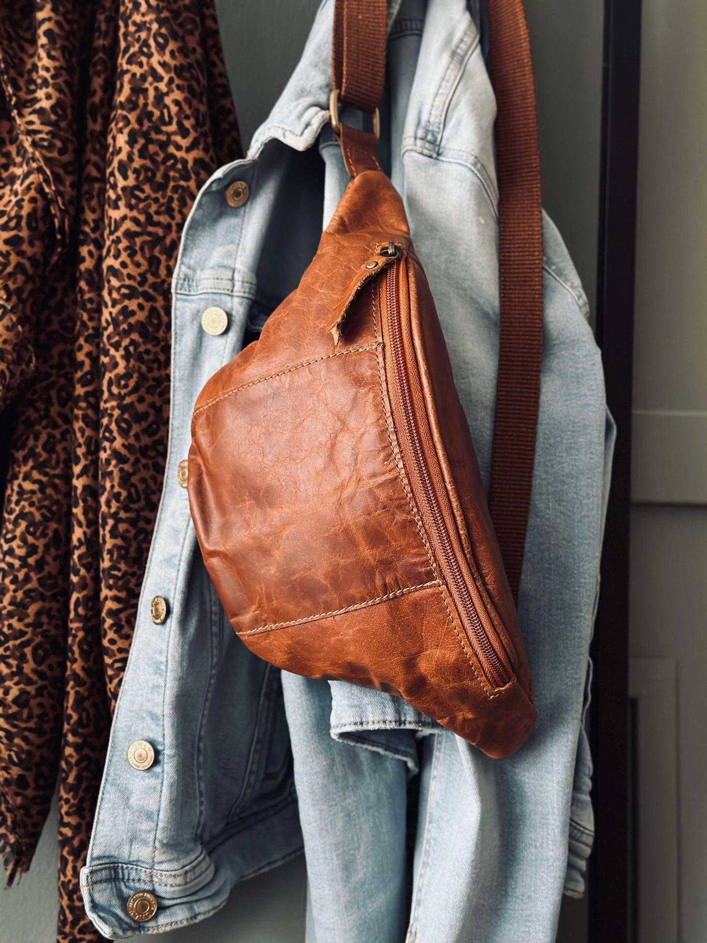 Bumbag Oline Cognac buffelskinn