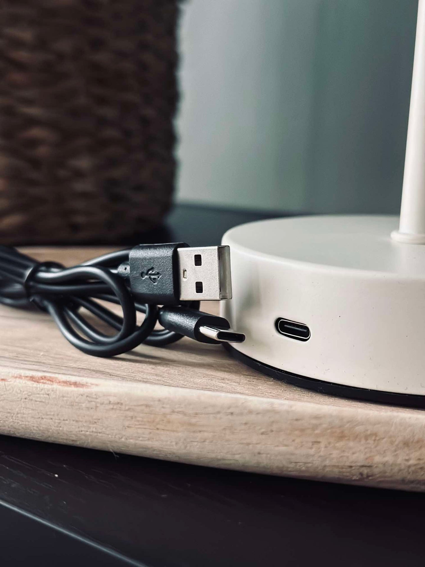 Bordlampe med touch - Hvit