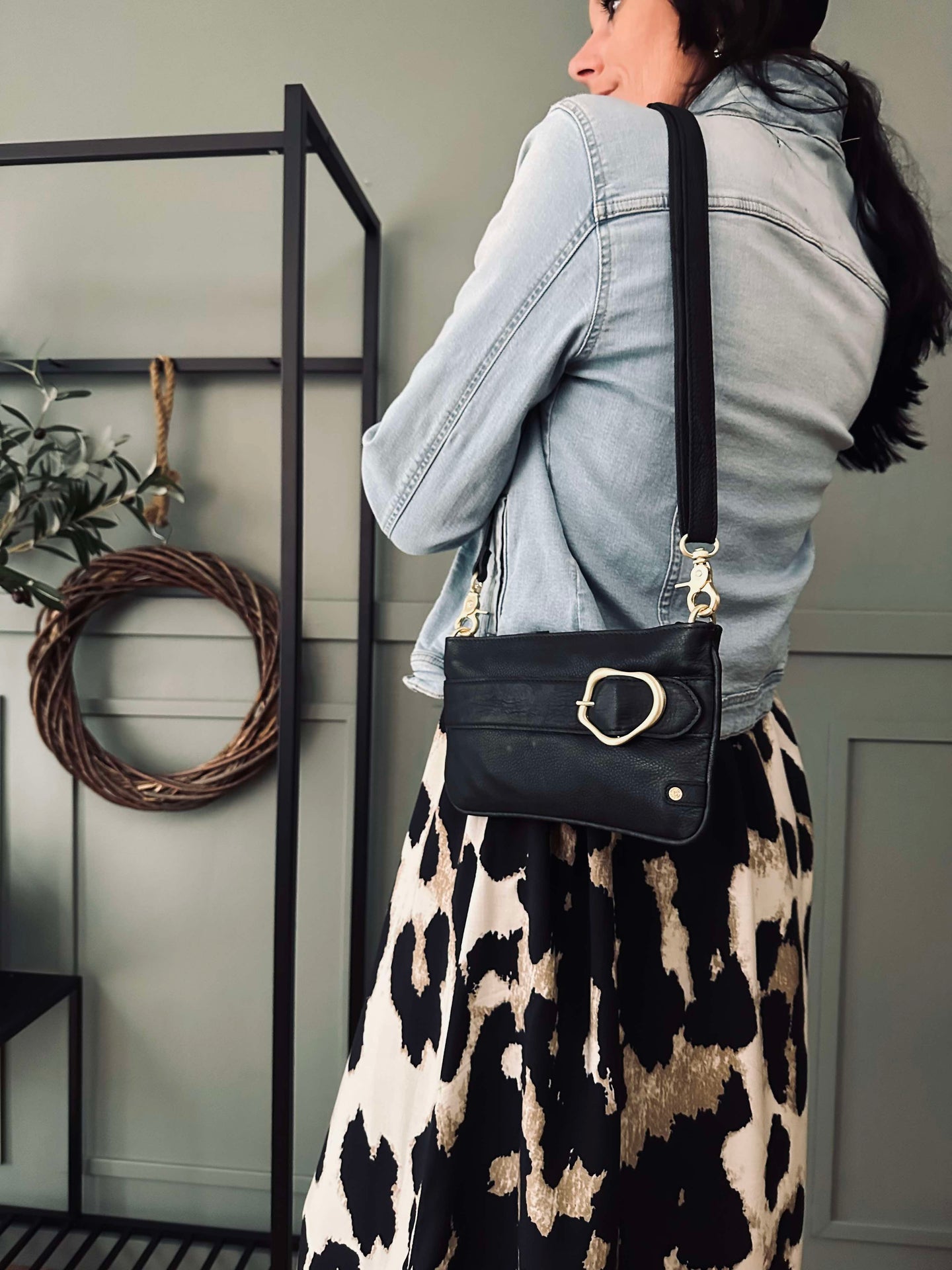 Clutch Berlin - Black leather