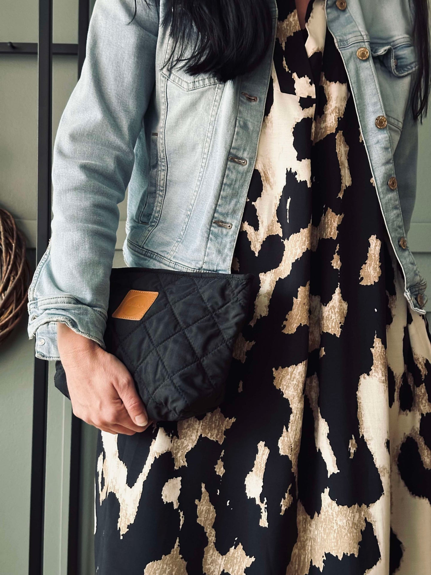 Toalettmappe / clutch – Svart quilt