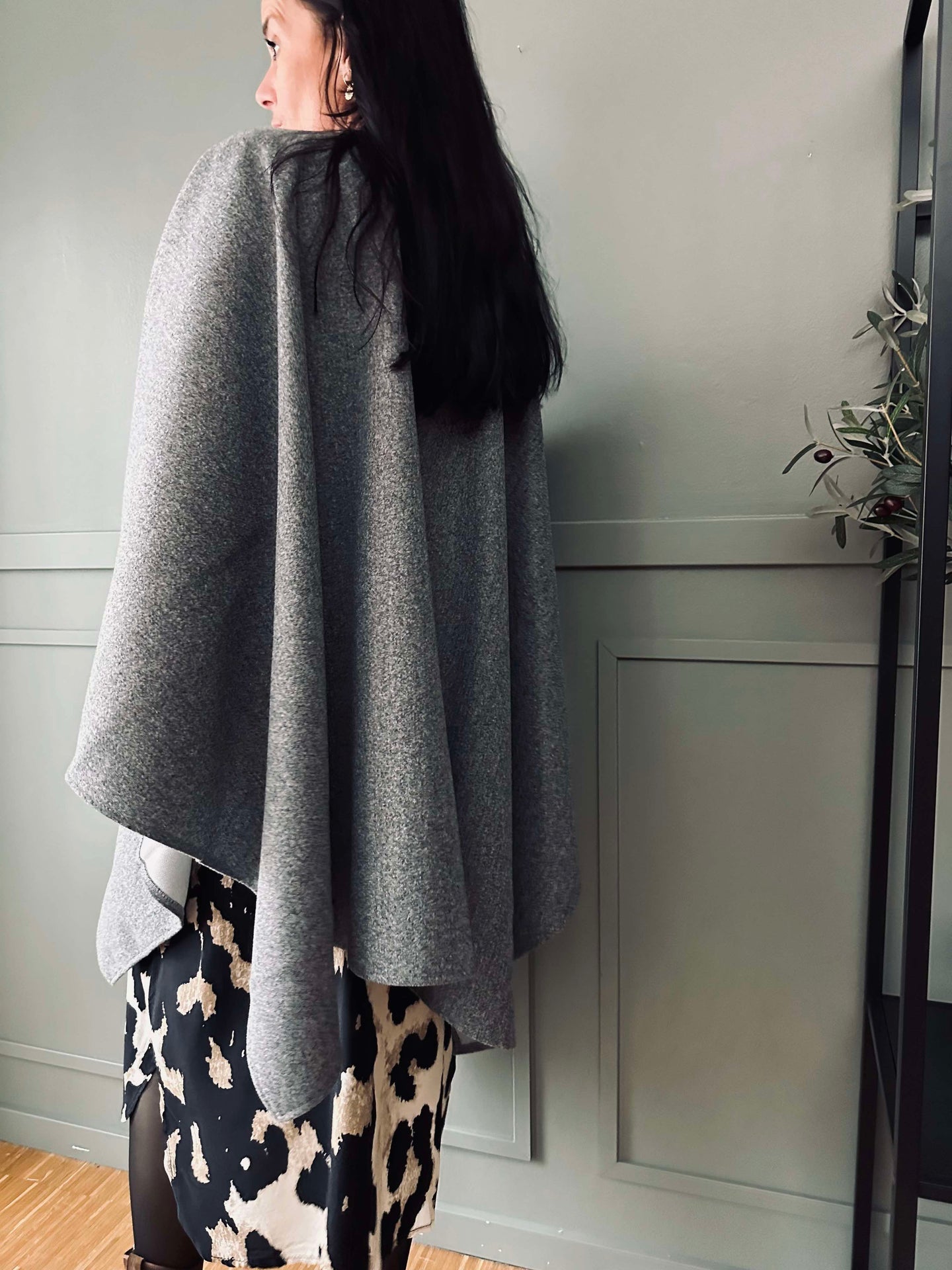 Poncho Grey