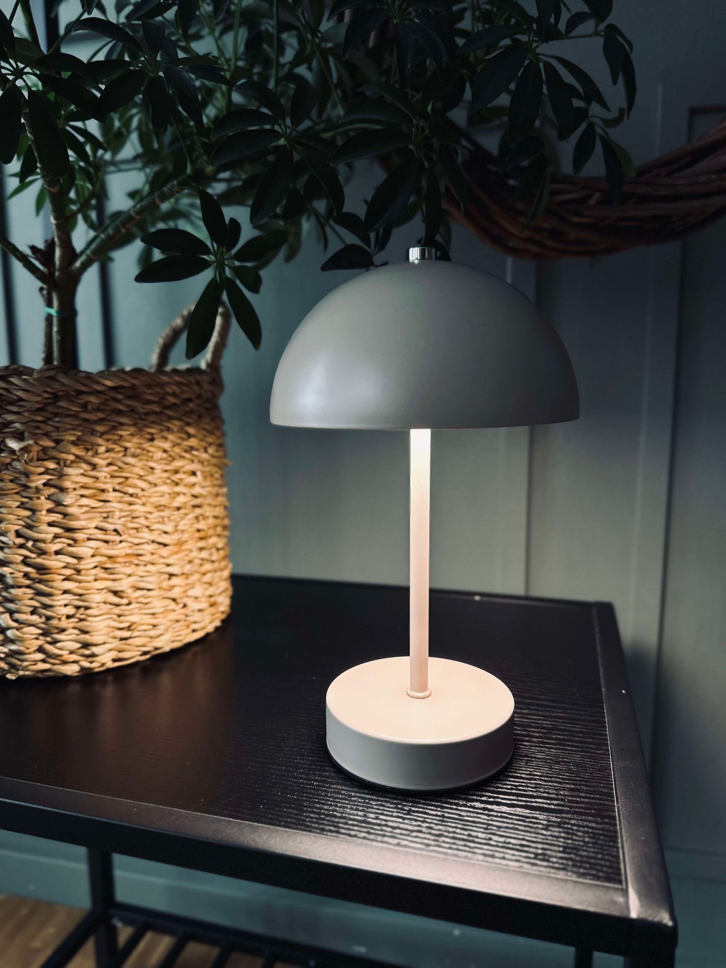 Bordlampe med touch - Sand
