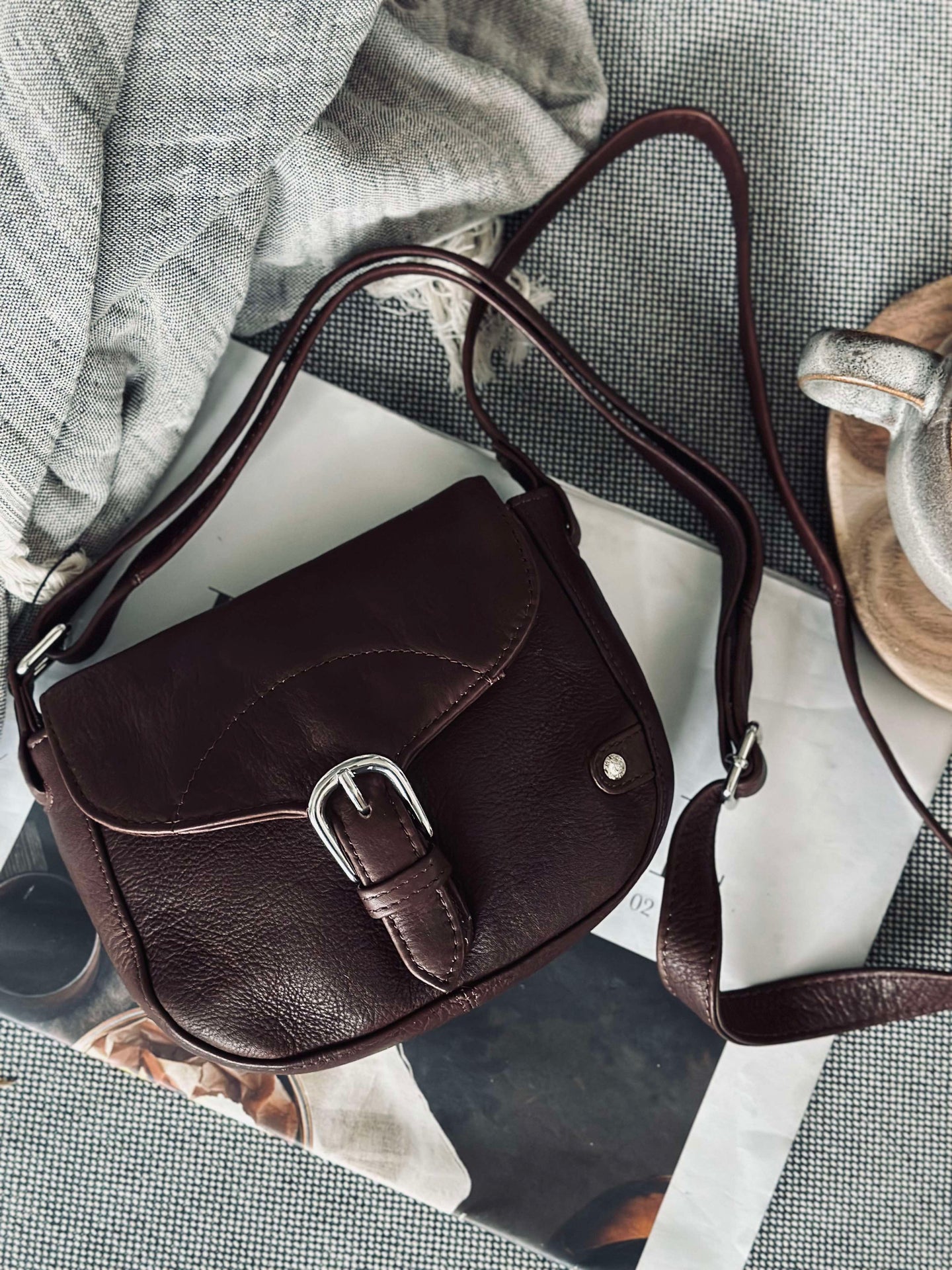 Crossbody Aura Mørkebrun