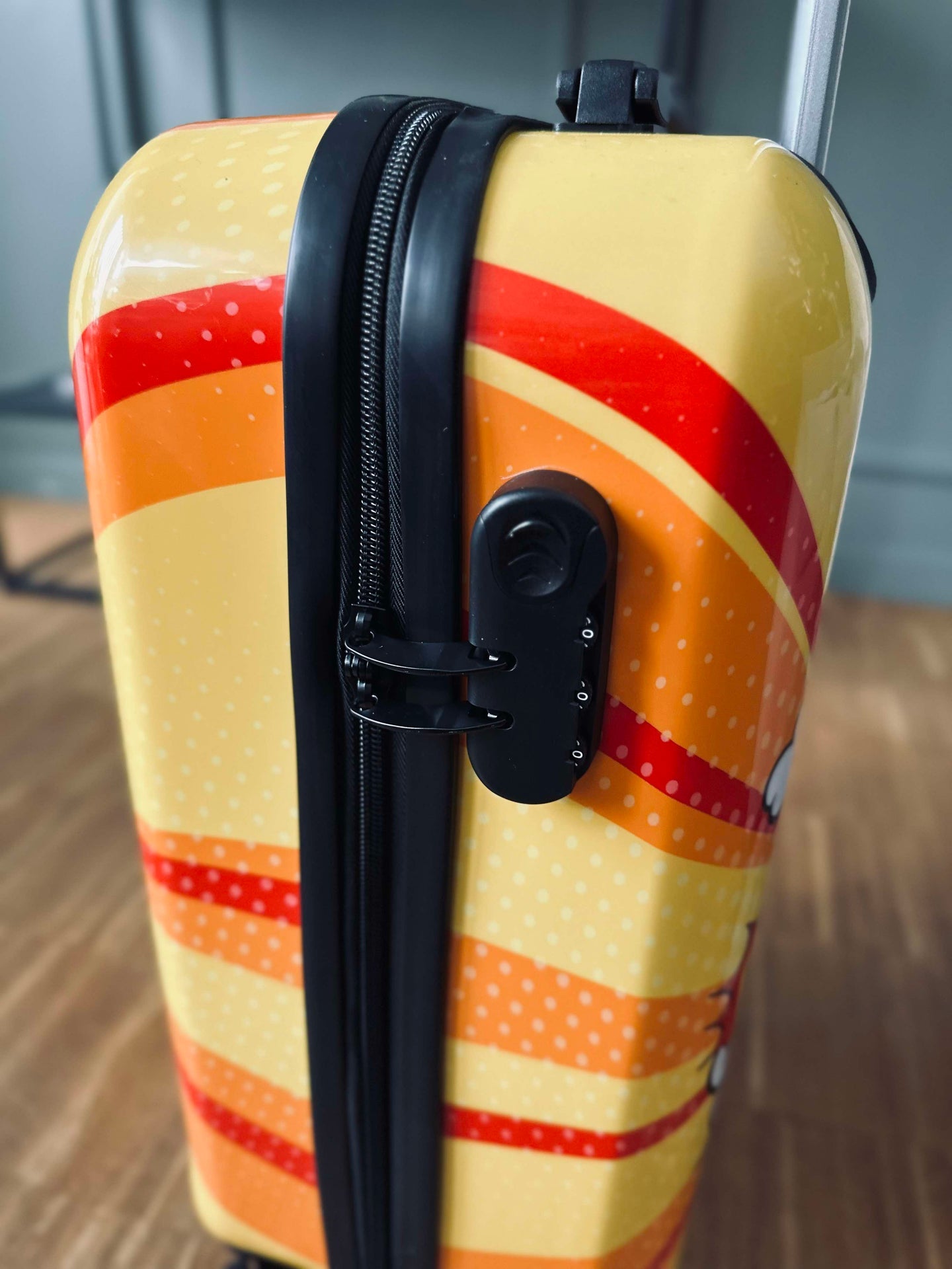 Trolley Koffert 55 cm - Gul lettvekt