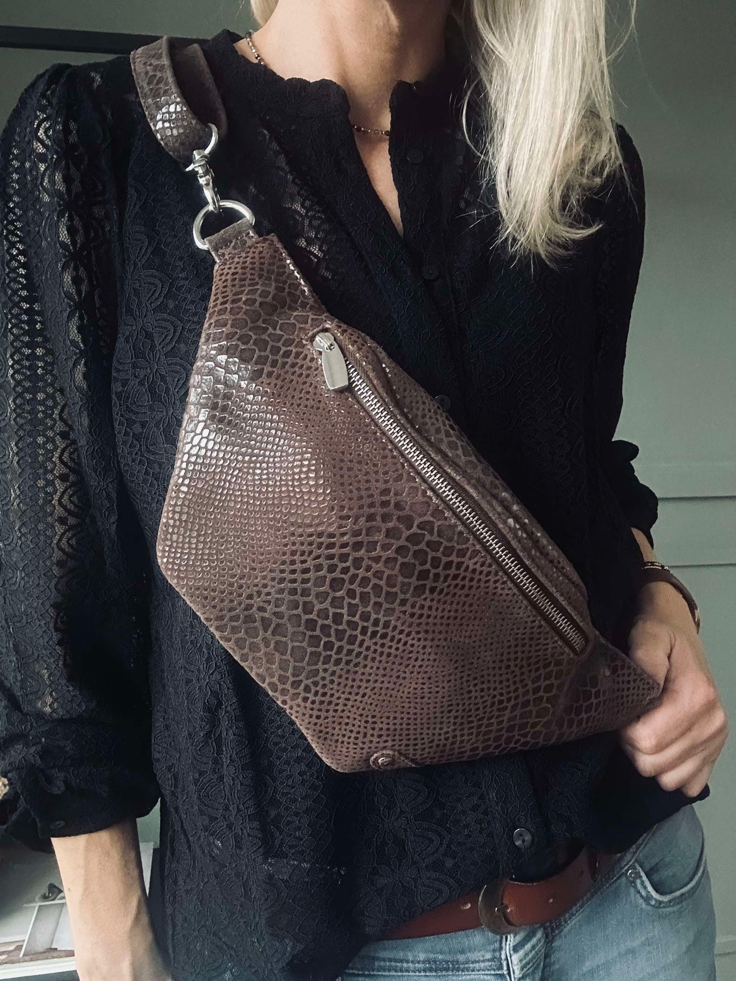 Skjorte med blonde – Black