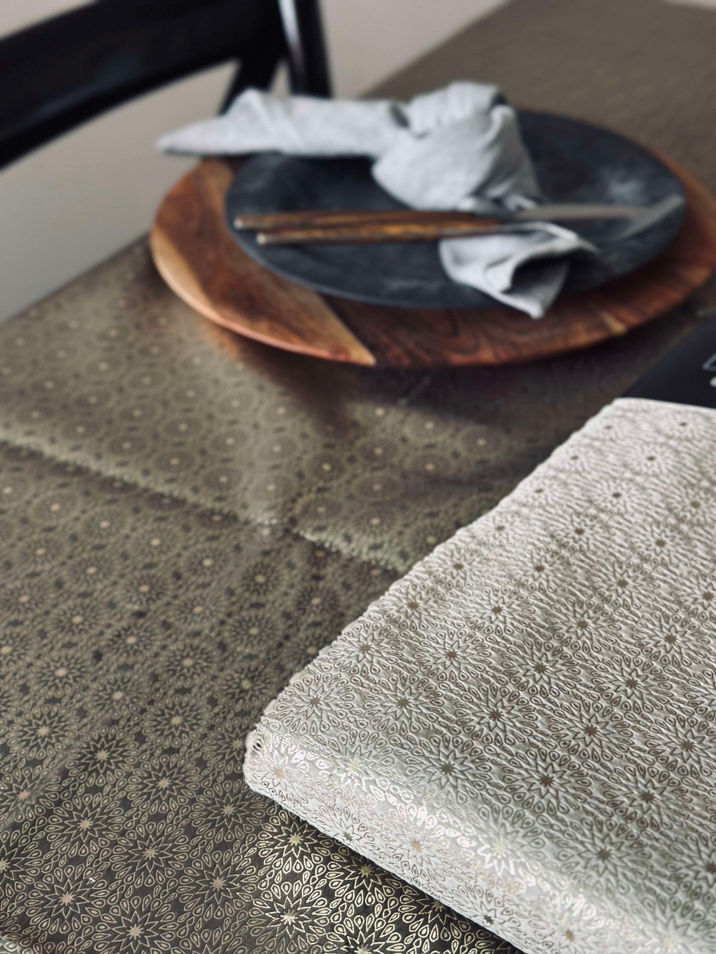 Duk Velour 145x250 cm - Mørk beige