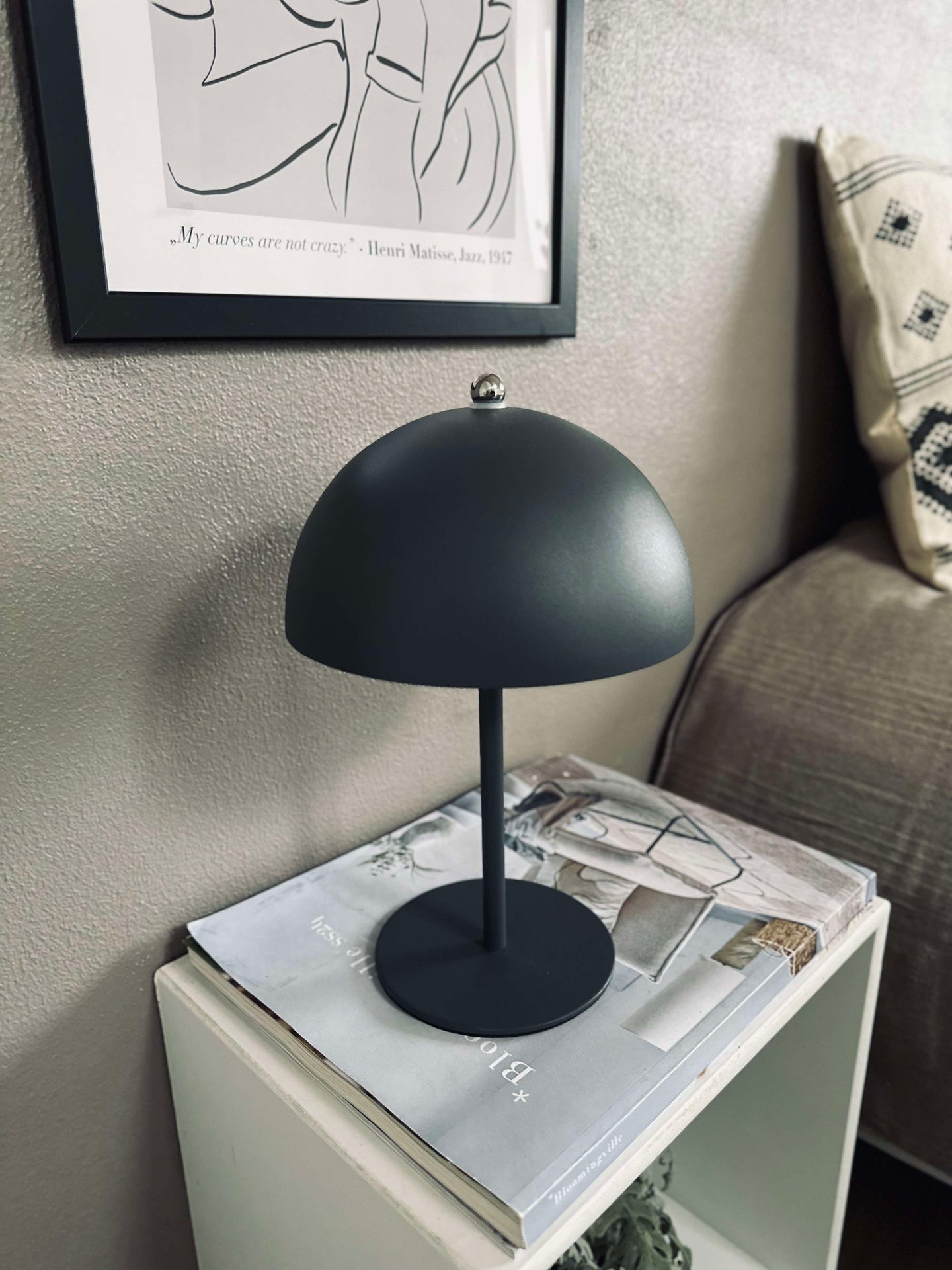 LED touch bordlampe, beige og grå