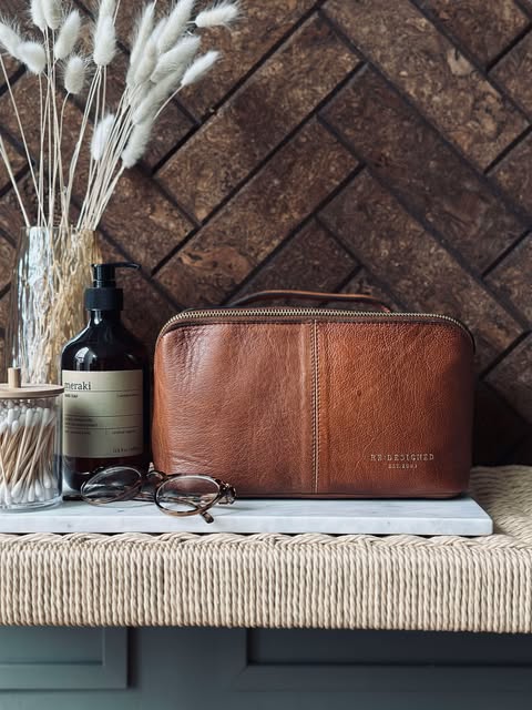 Toalettveske Halima Walnut - Small