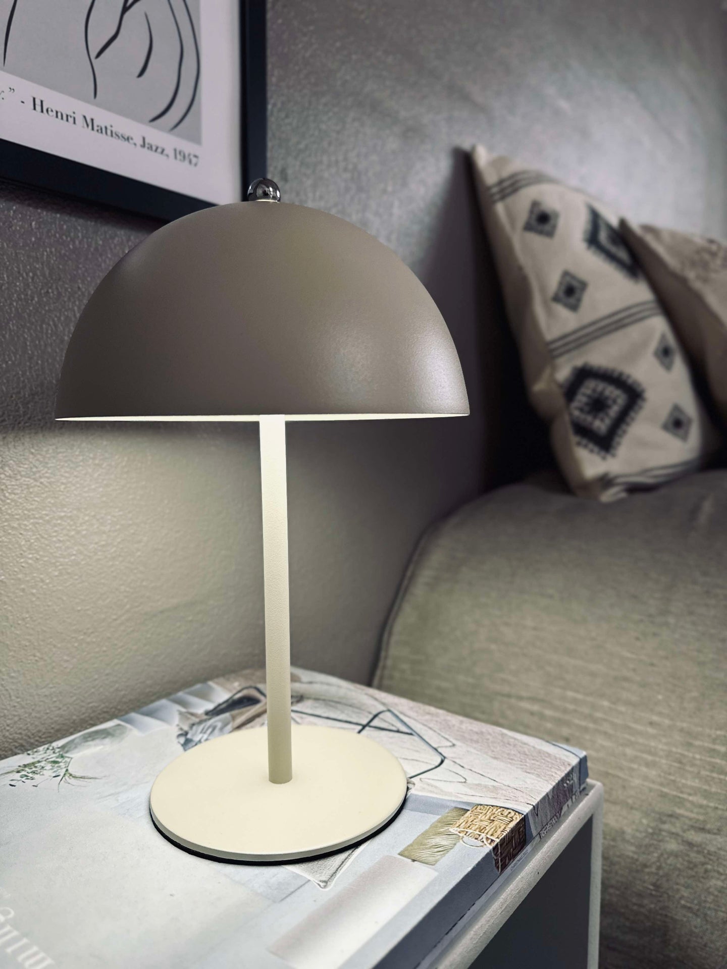 LED touch bordlampe, beige og grå
