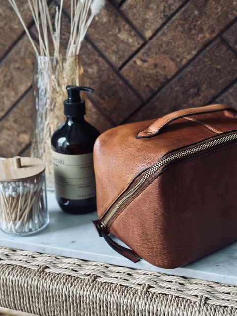 Toalettveske Halima Walnut - Small