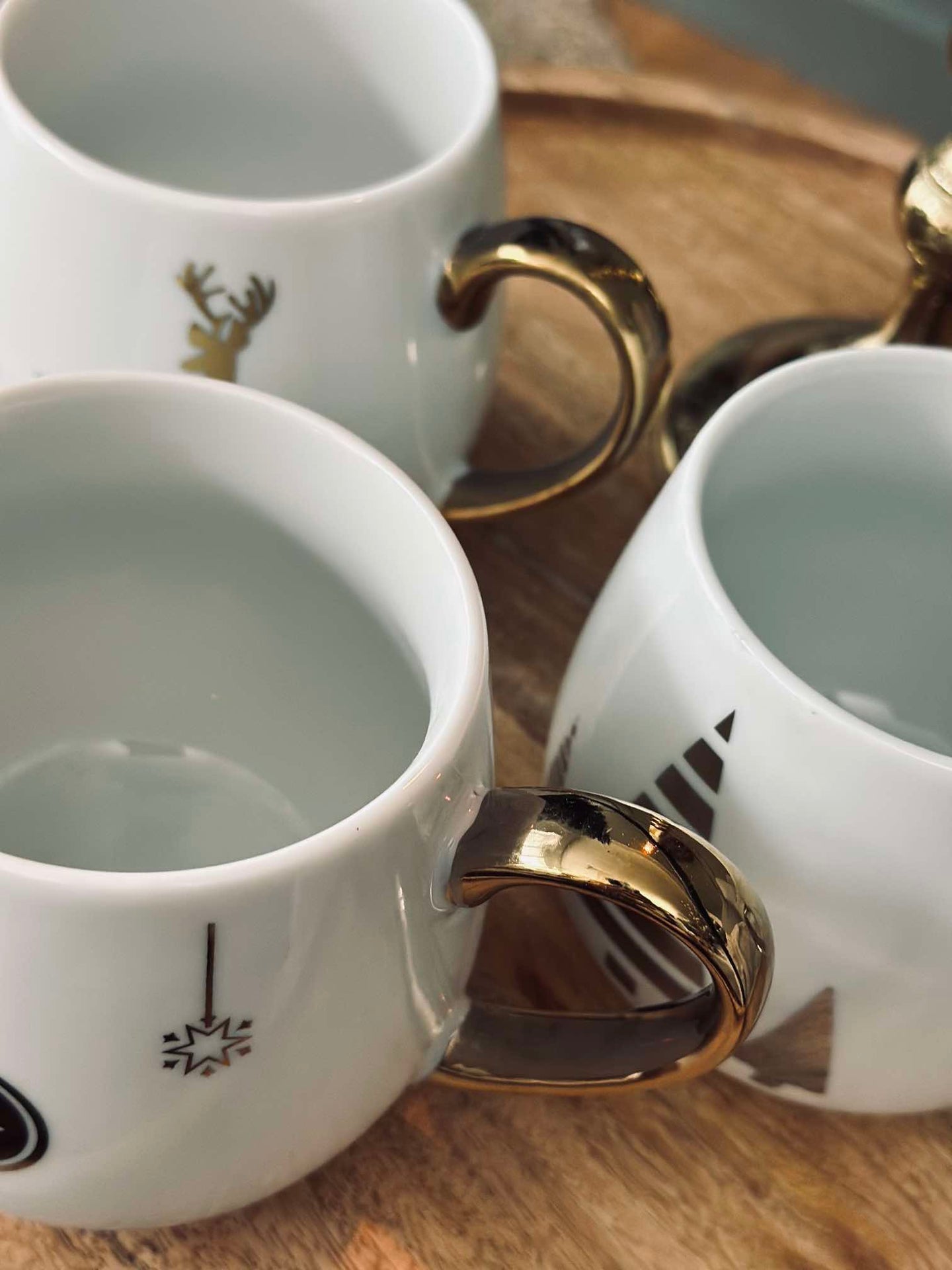 Julekopp med gullmotiv