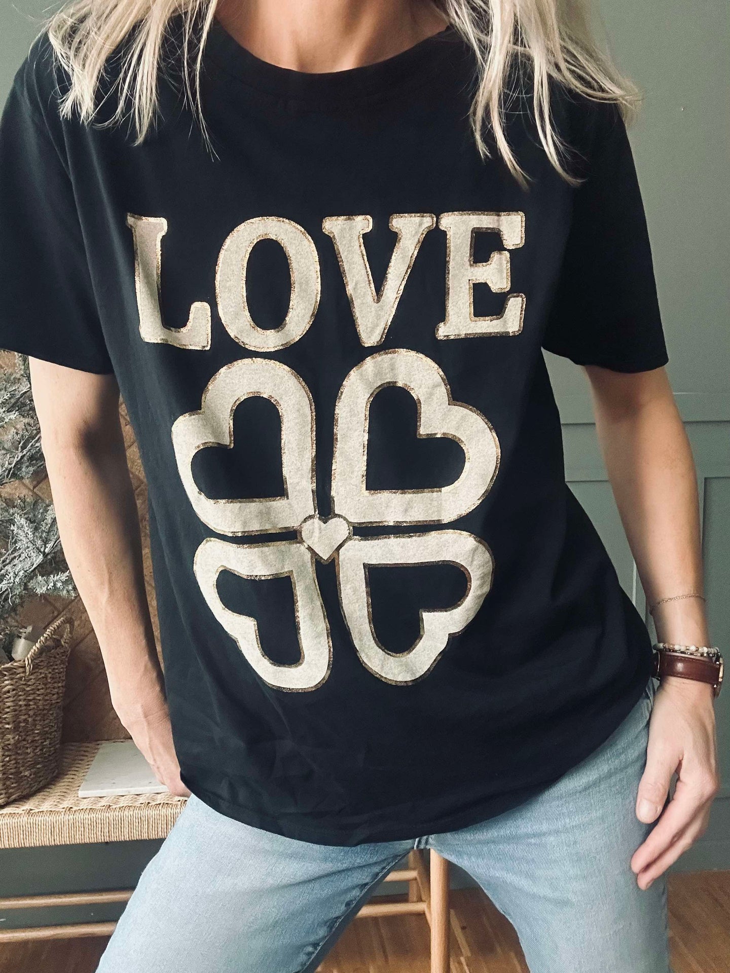 T-skjorte LOVE Black