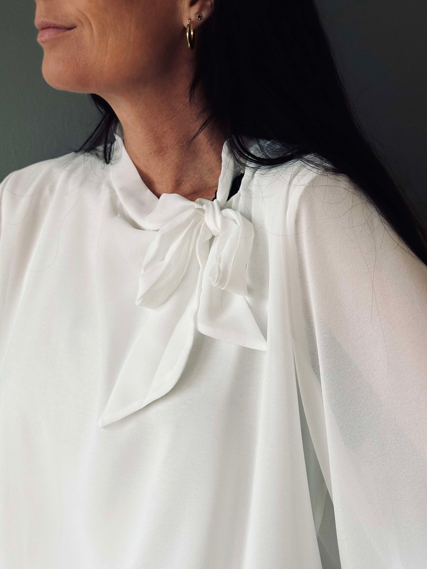 Bluse m. Sløyfe - White