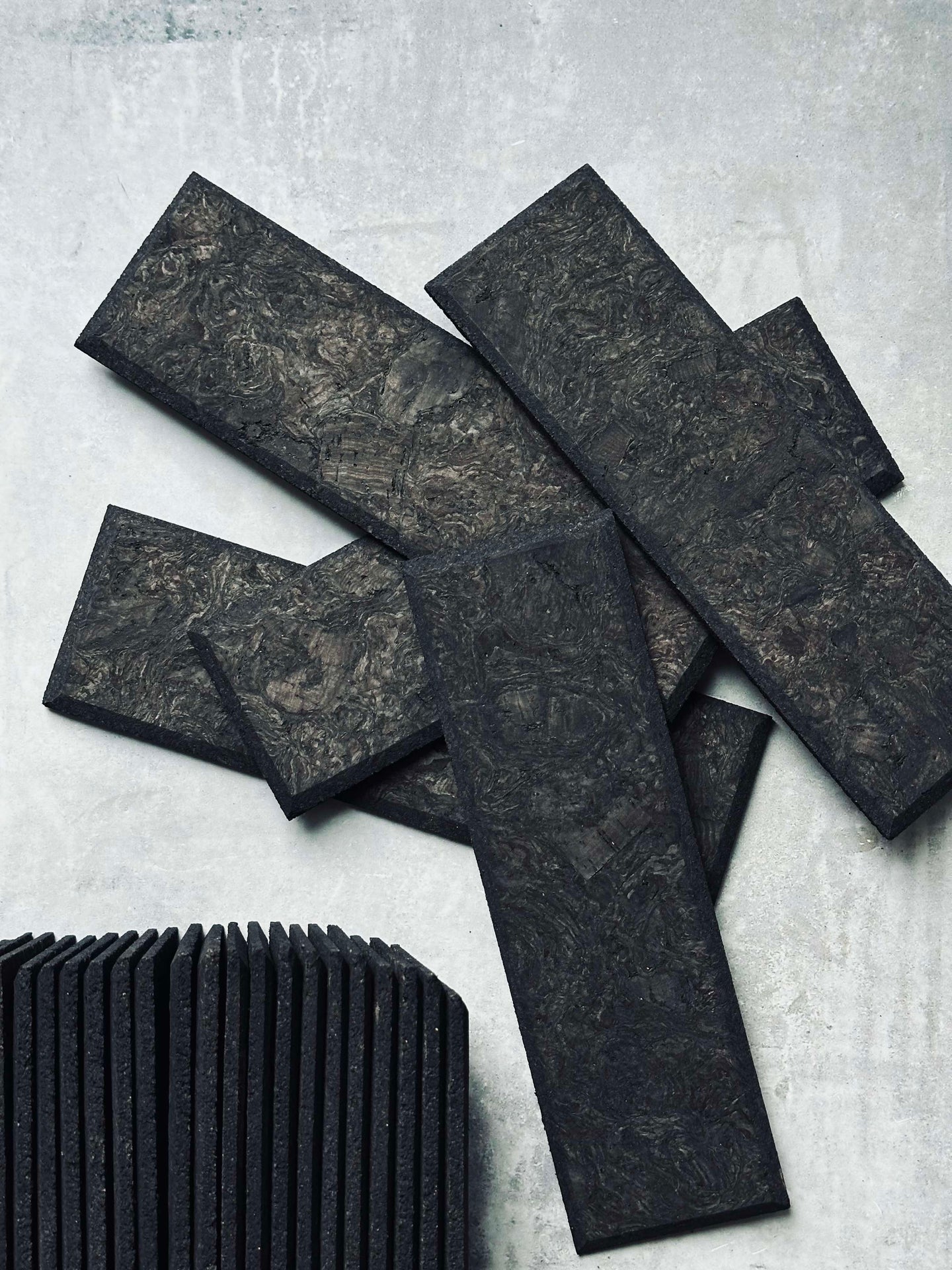 Murstein i kork - Dark pakke med 62 stk