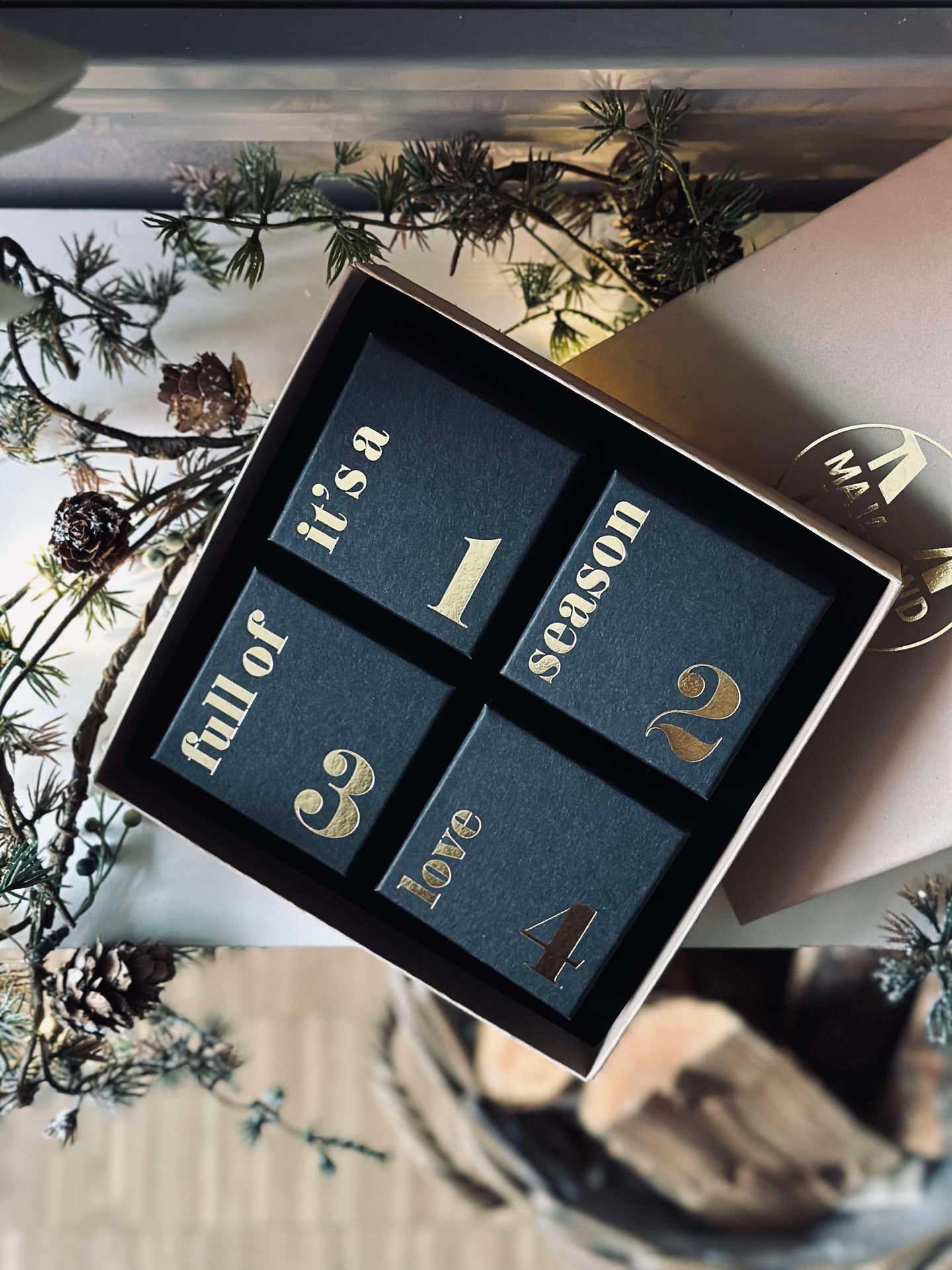 Smykke Adventskalender - Forgylt