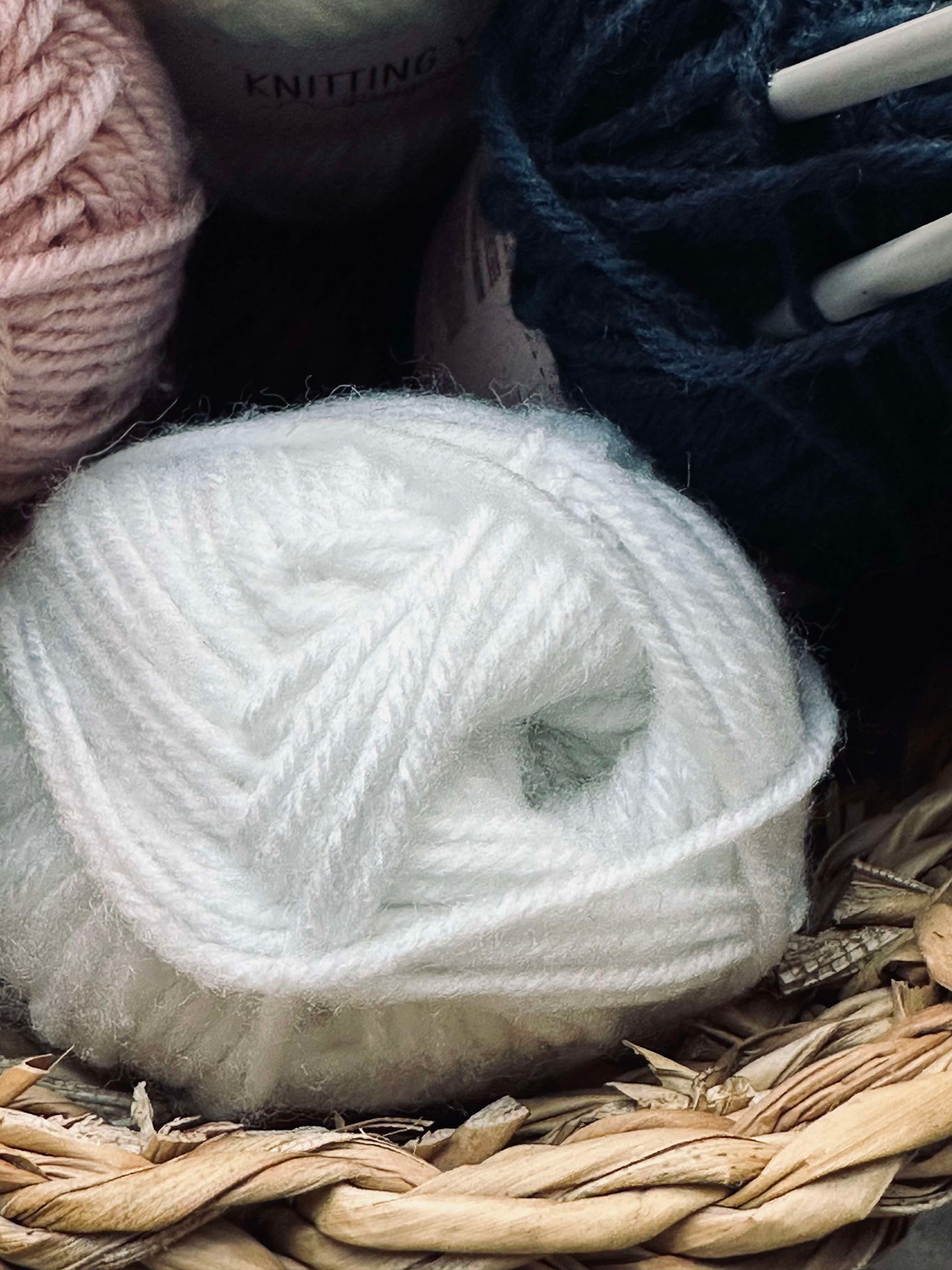 Garn Polyester 50 gram - Hvit