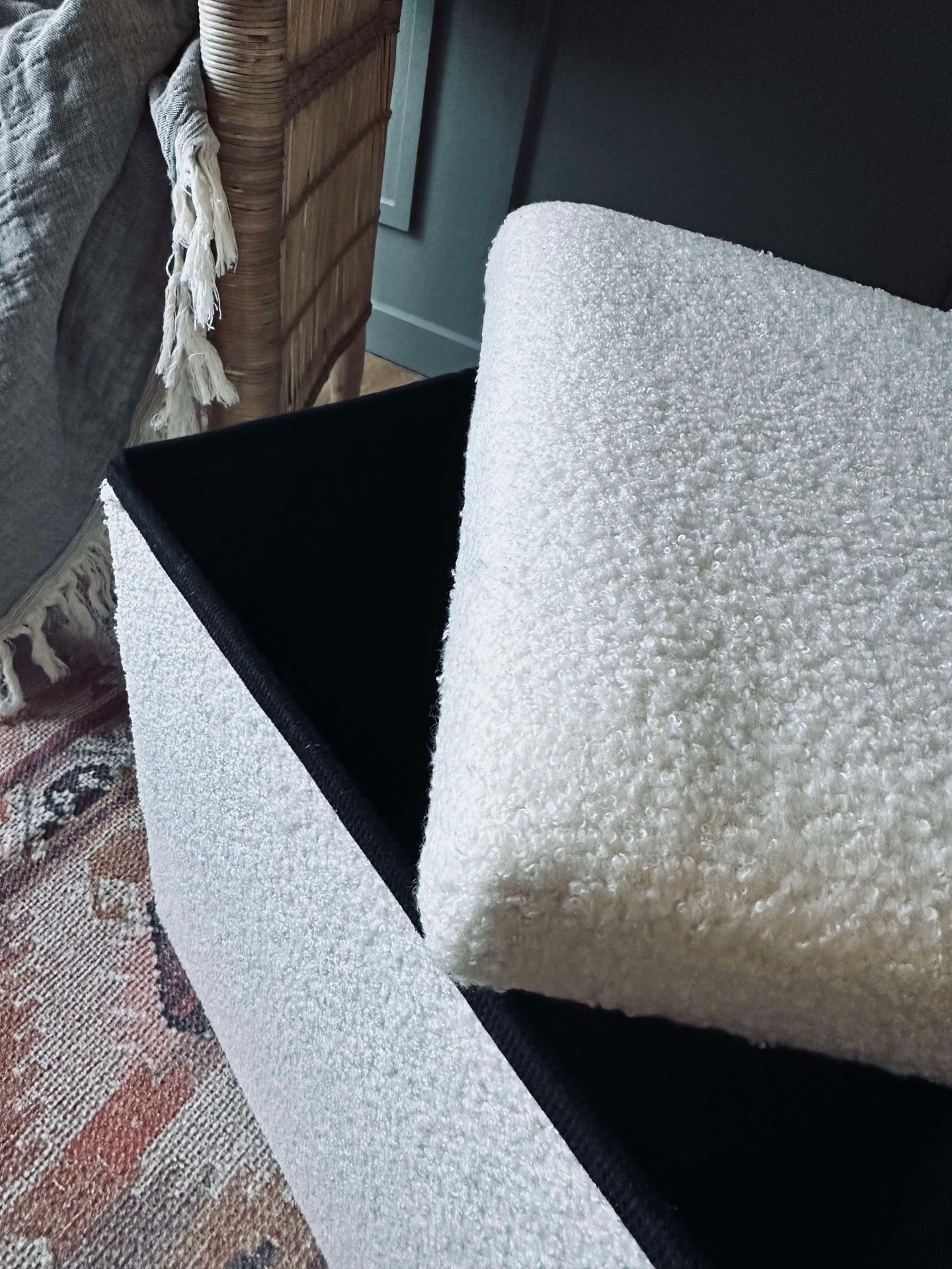 Boks med lokk - Hvit