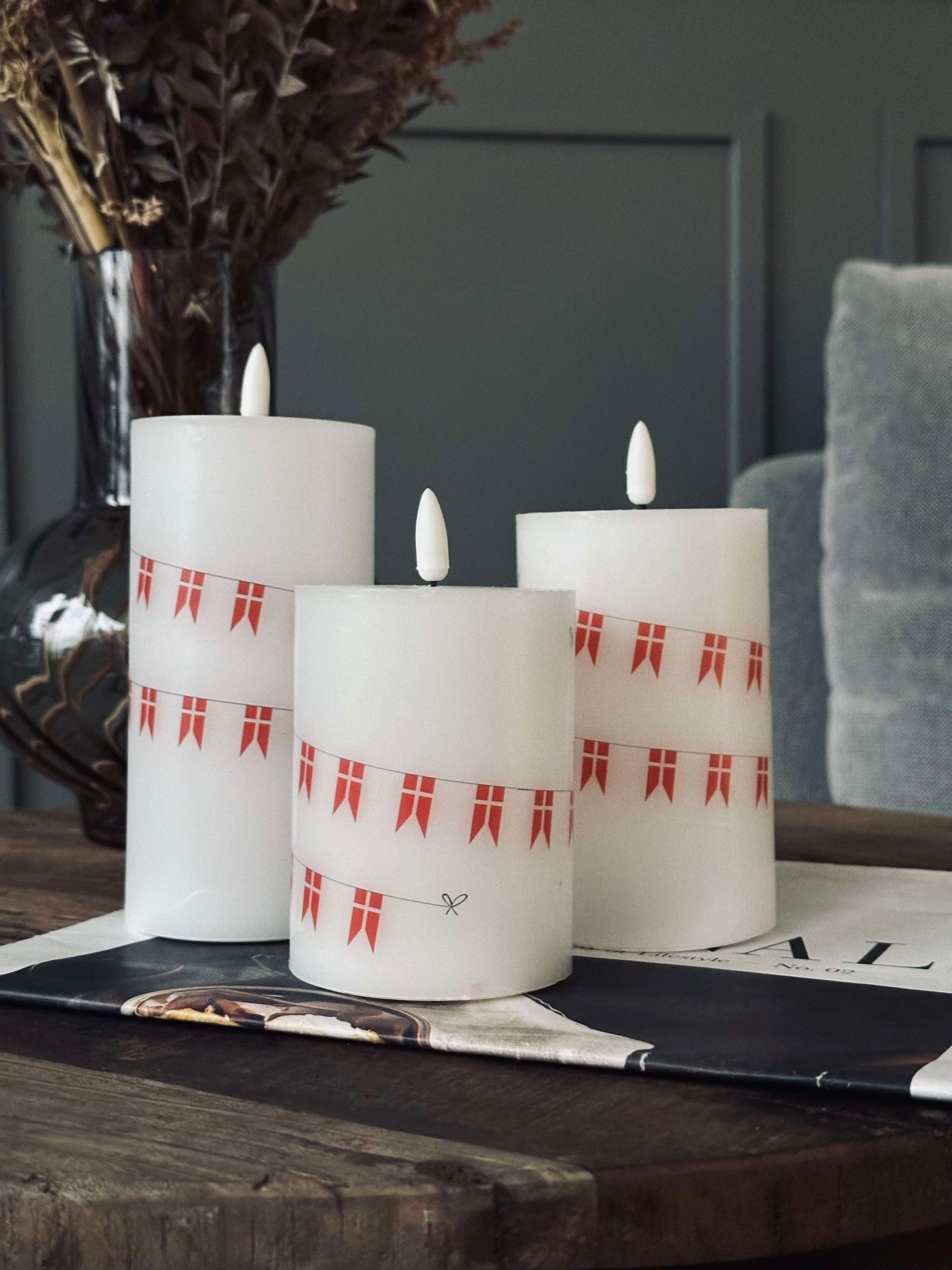 LED blokklys med flagg – Sett med 3 stk og fjernkontroll