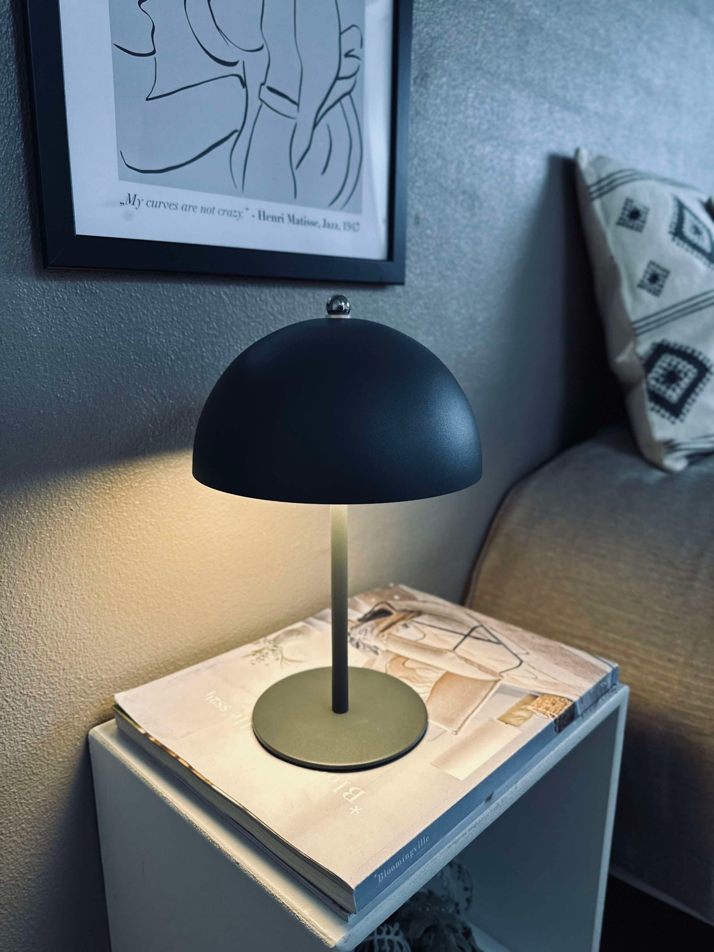 LED touch bordlampe, beige og grå