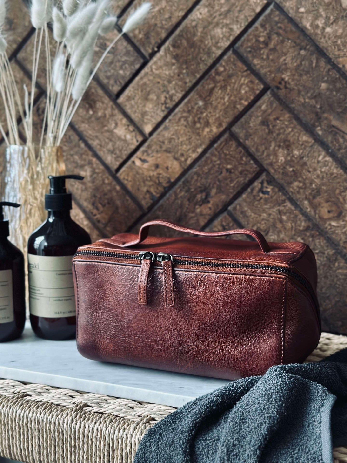 Toalettveske Dark Cognac