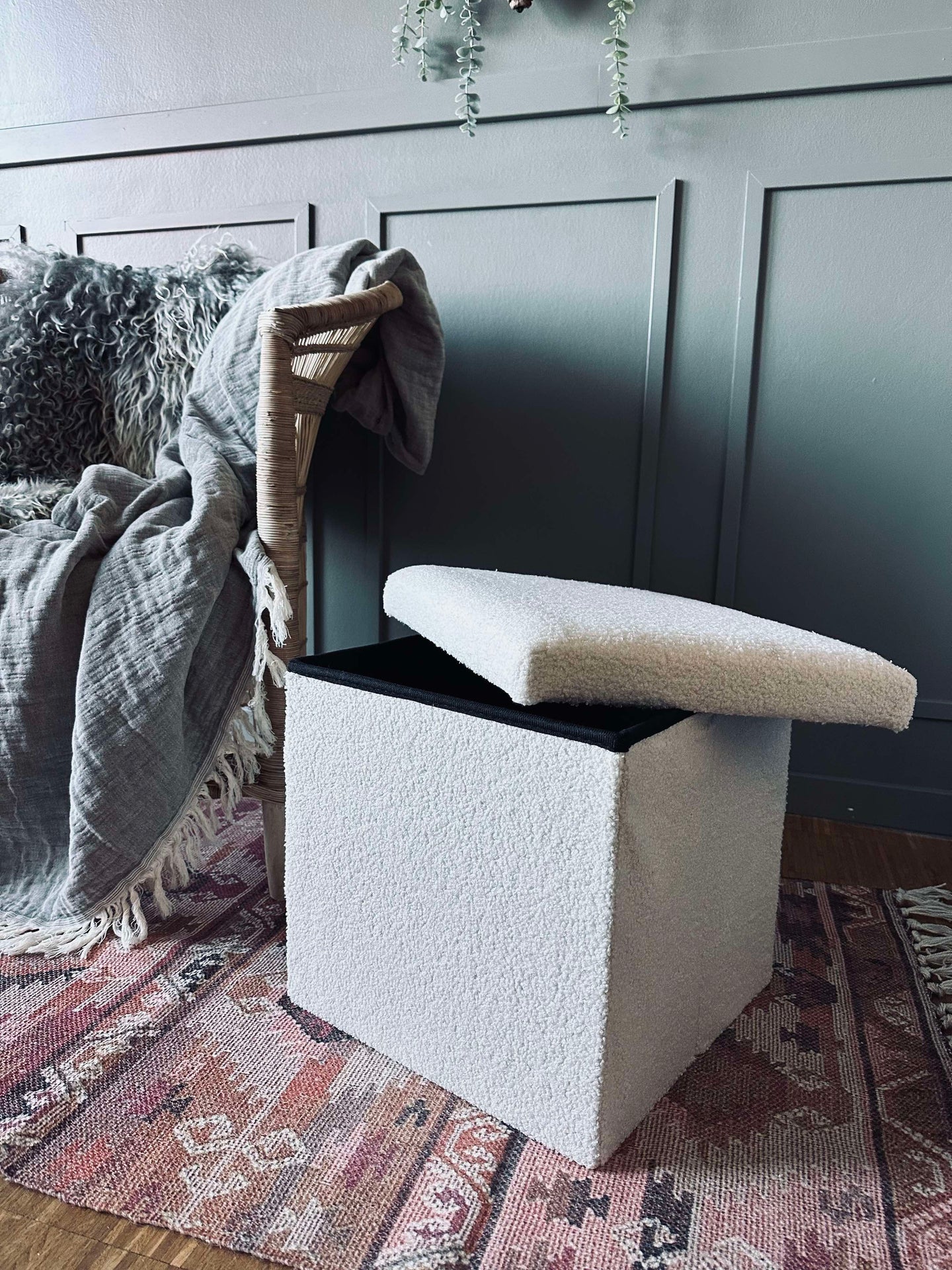 Boks med lokk - Hvit