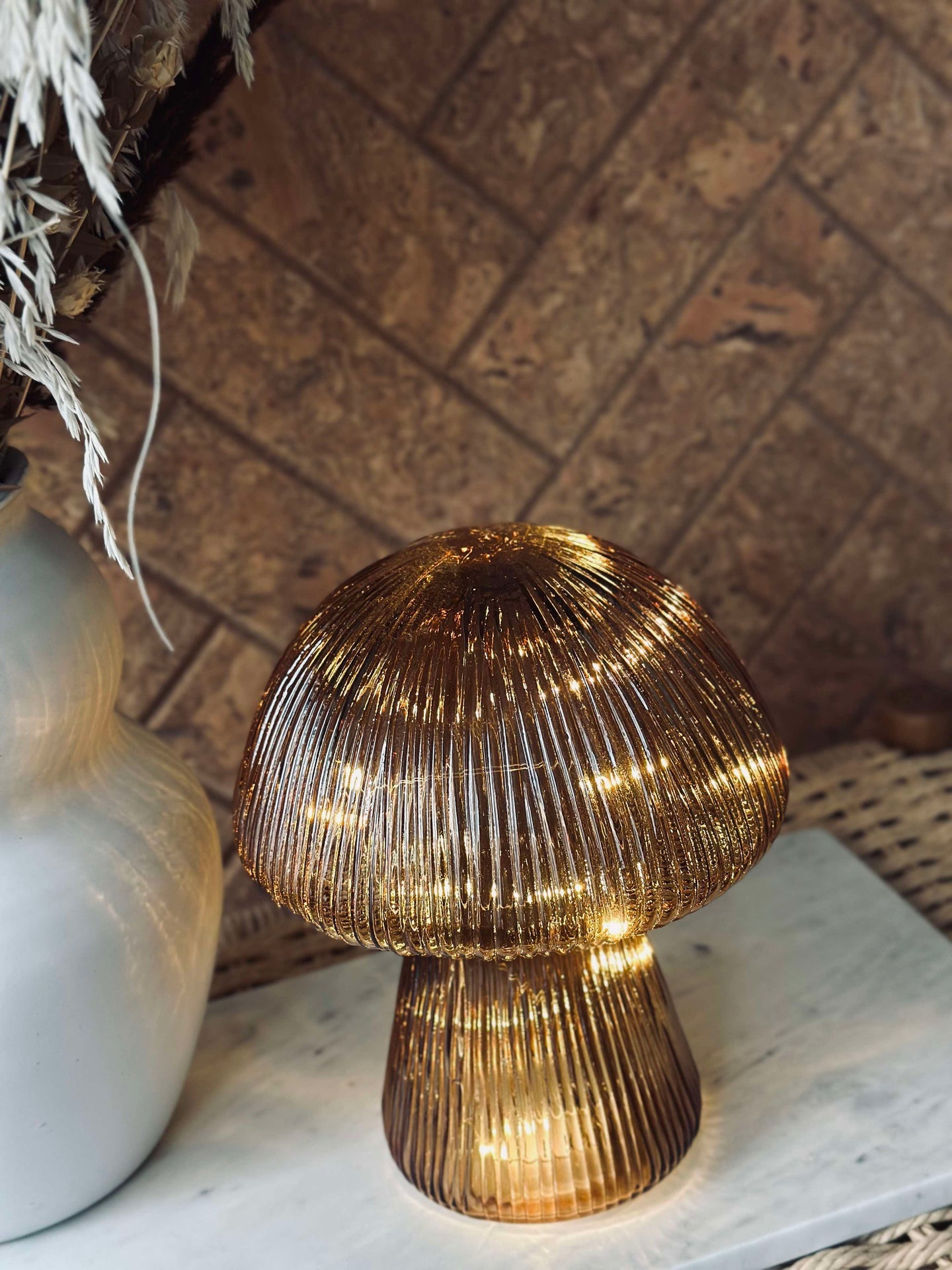 Mushroom med riller 15cm - Gyllen