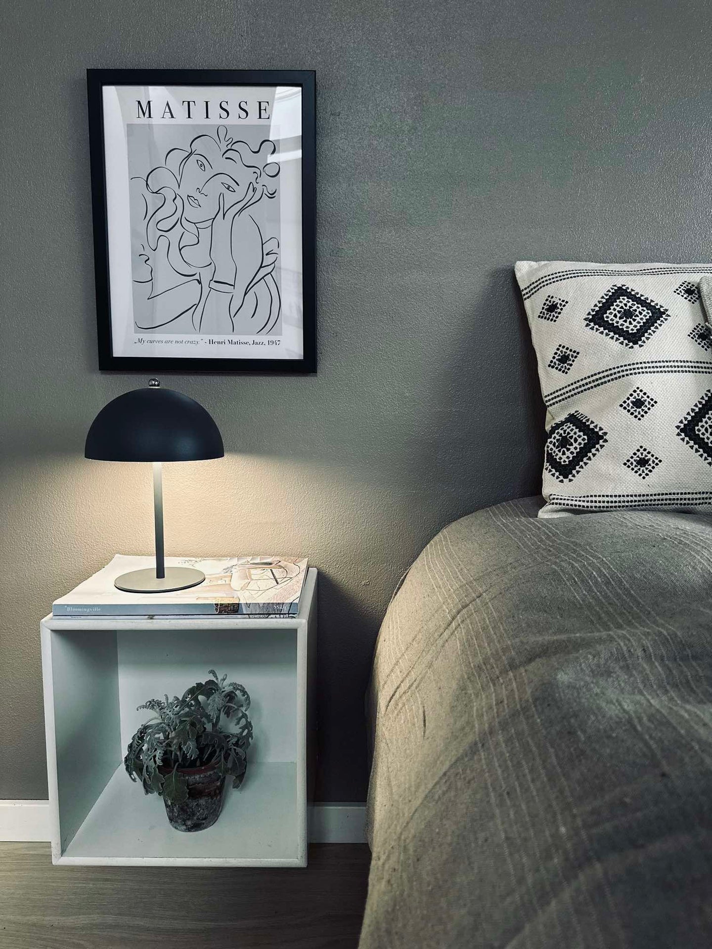 LED touch bordlampe, beige og grå
