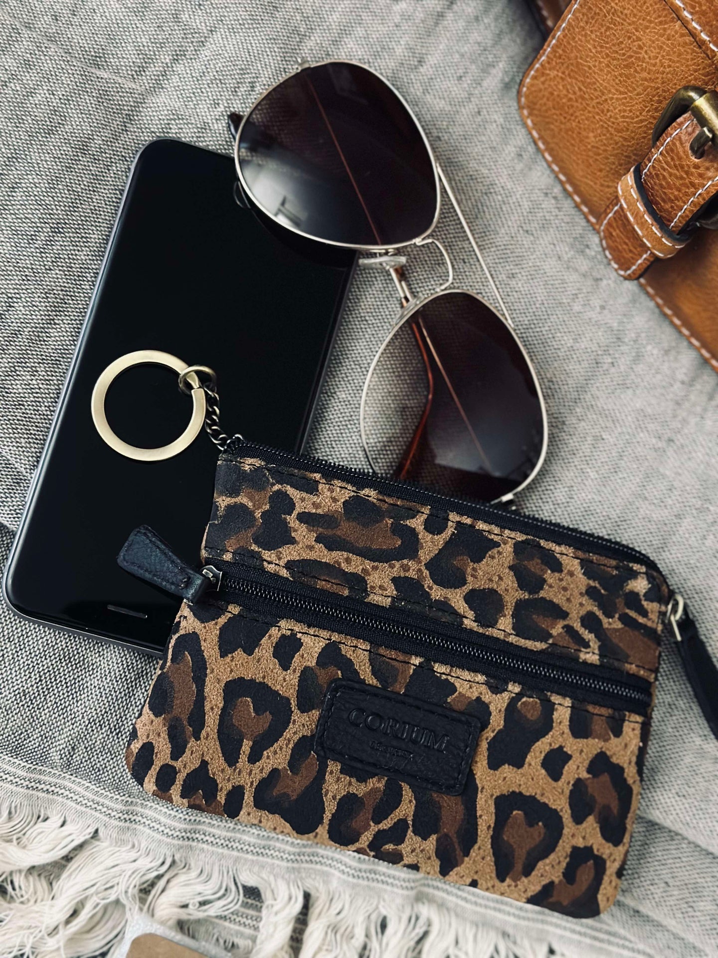 Pung dark Leopard ruskinn