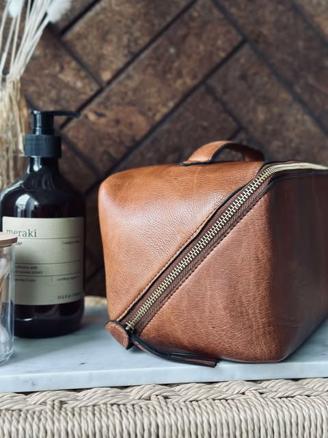 Toalettveske Halima Walnut - Small