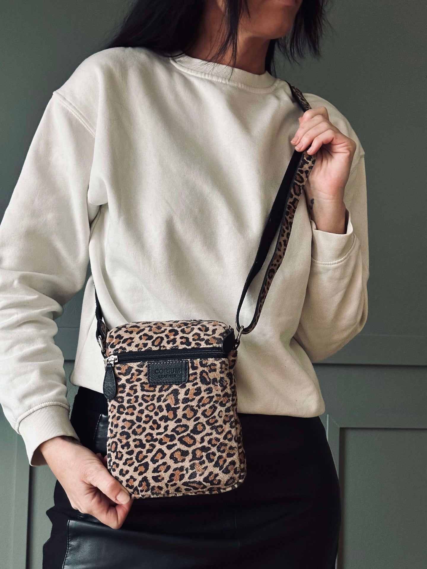 Mobilveske / Crossover Daily Leopard