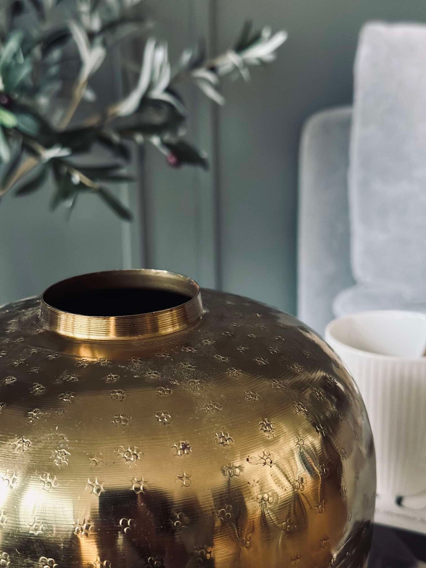 Vase Golden