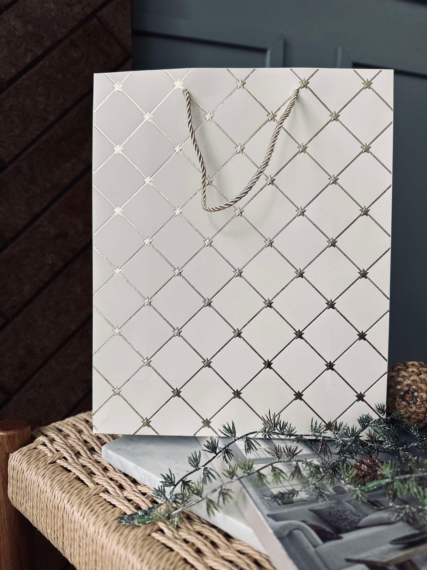 Gavepose Elegant Medium - Fargeblanding 1 stk