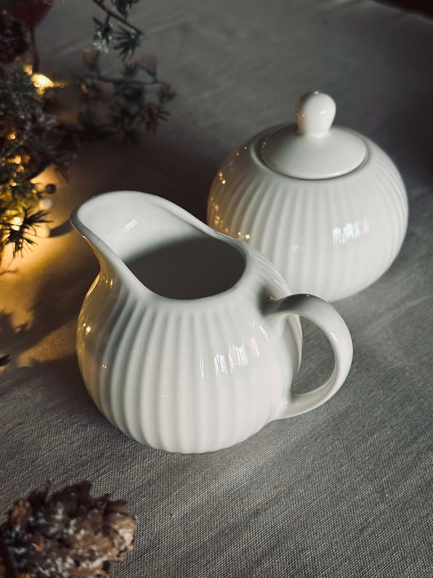 Riflet Melkekanne - Porselen