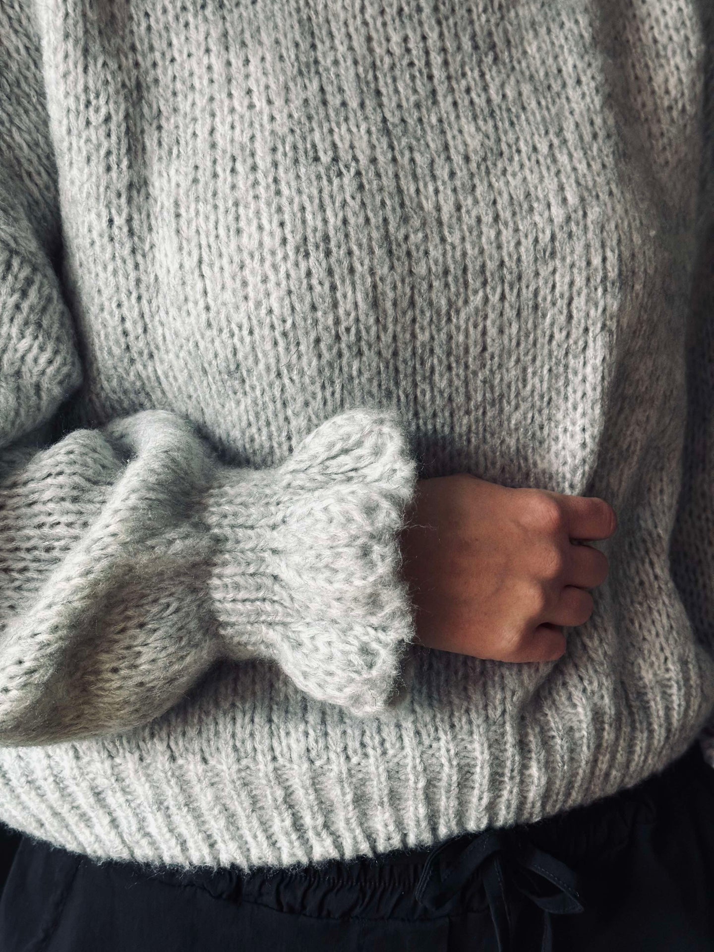 Strikk Nina - Grå