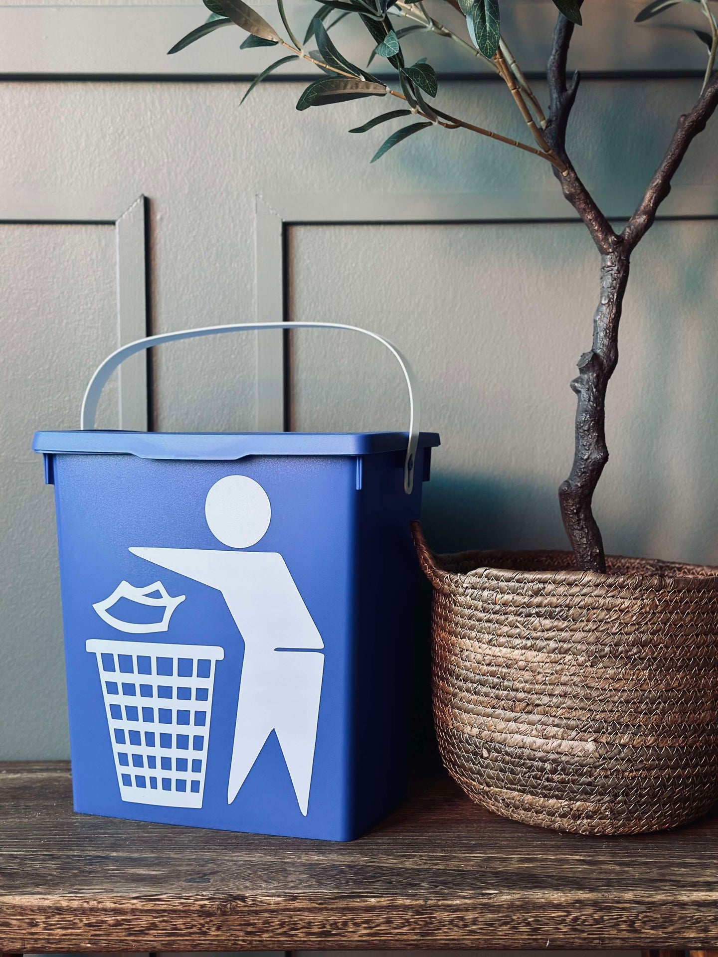 BIO Bøtte med lokk 12 liter - BLÅ