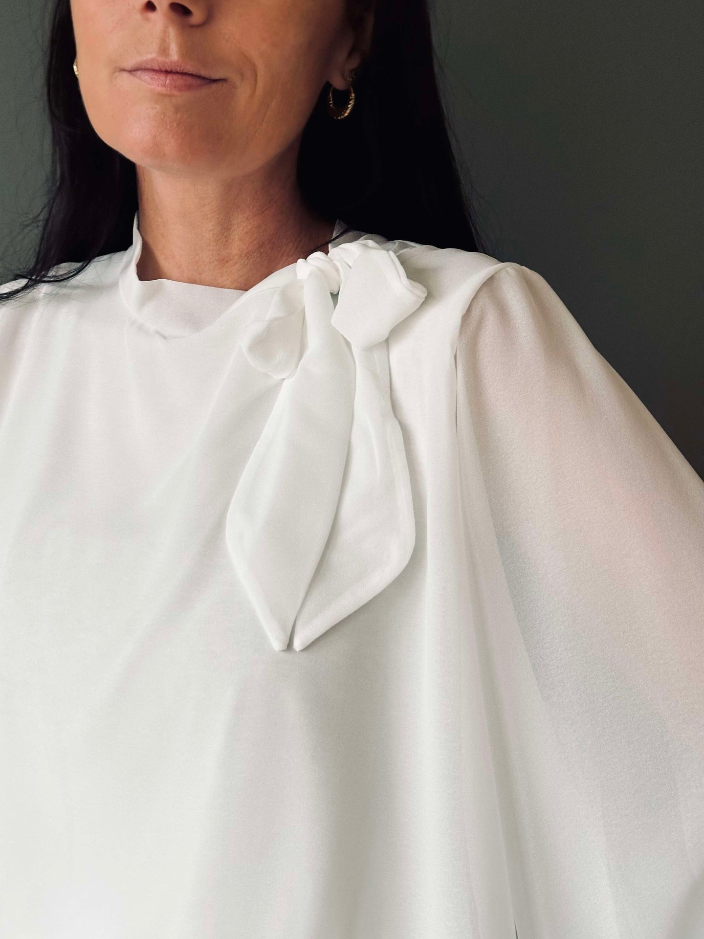 Bluse m. Sløyfe - White