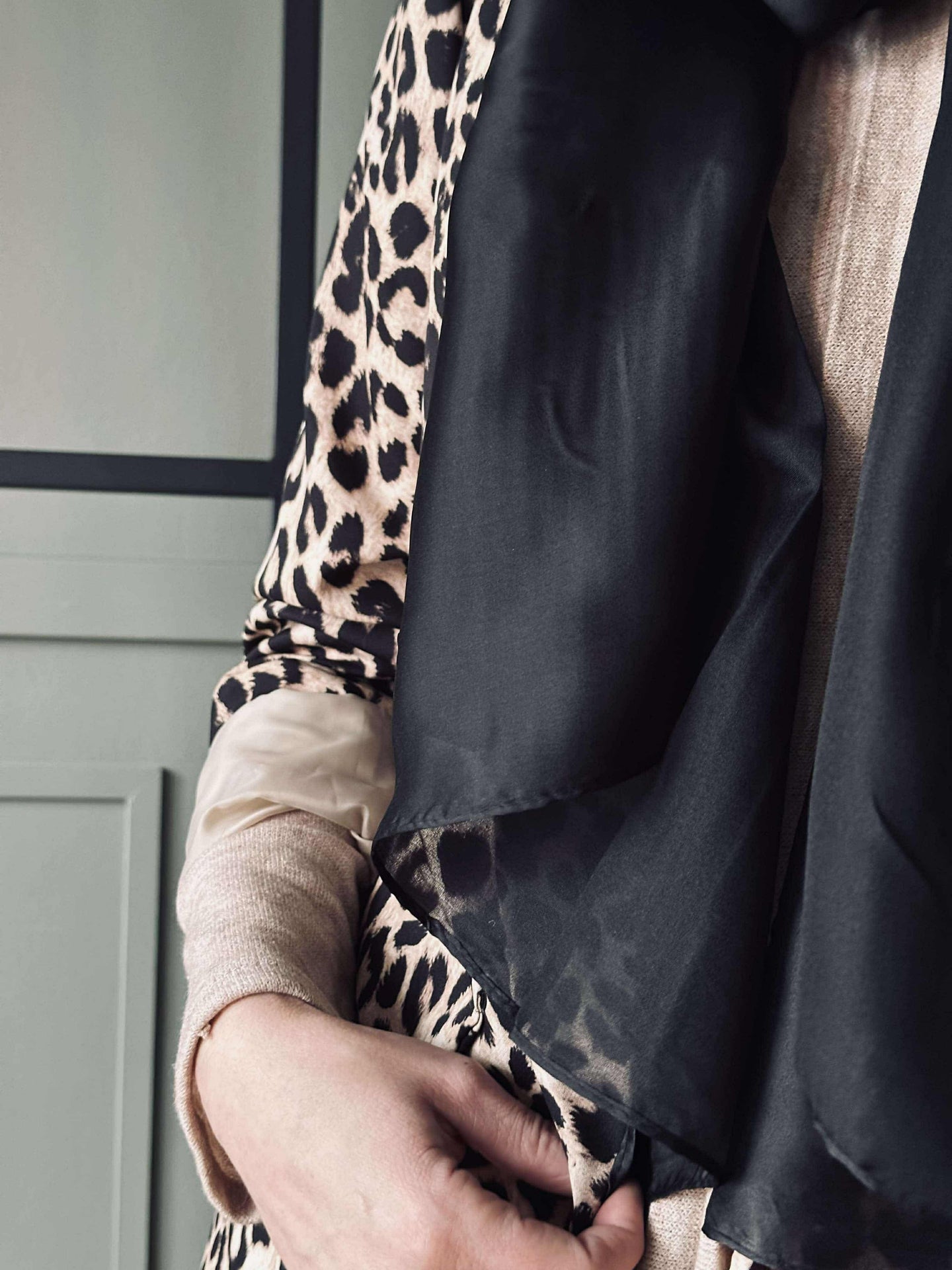 Skjerf Silky Black