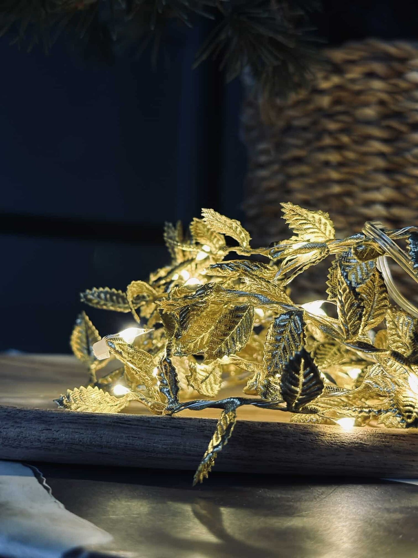 Lyslenke med blader - Gold